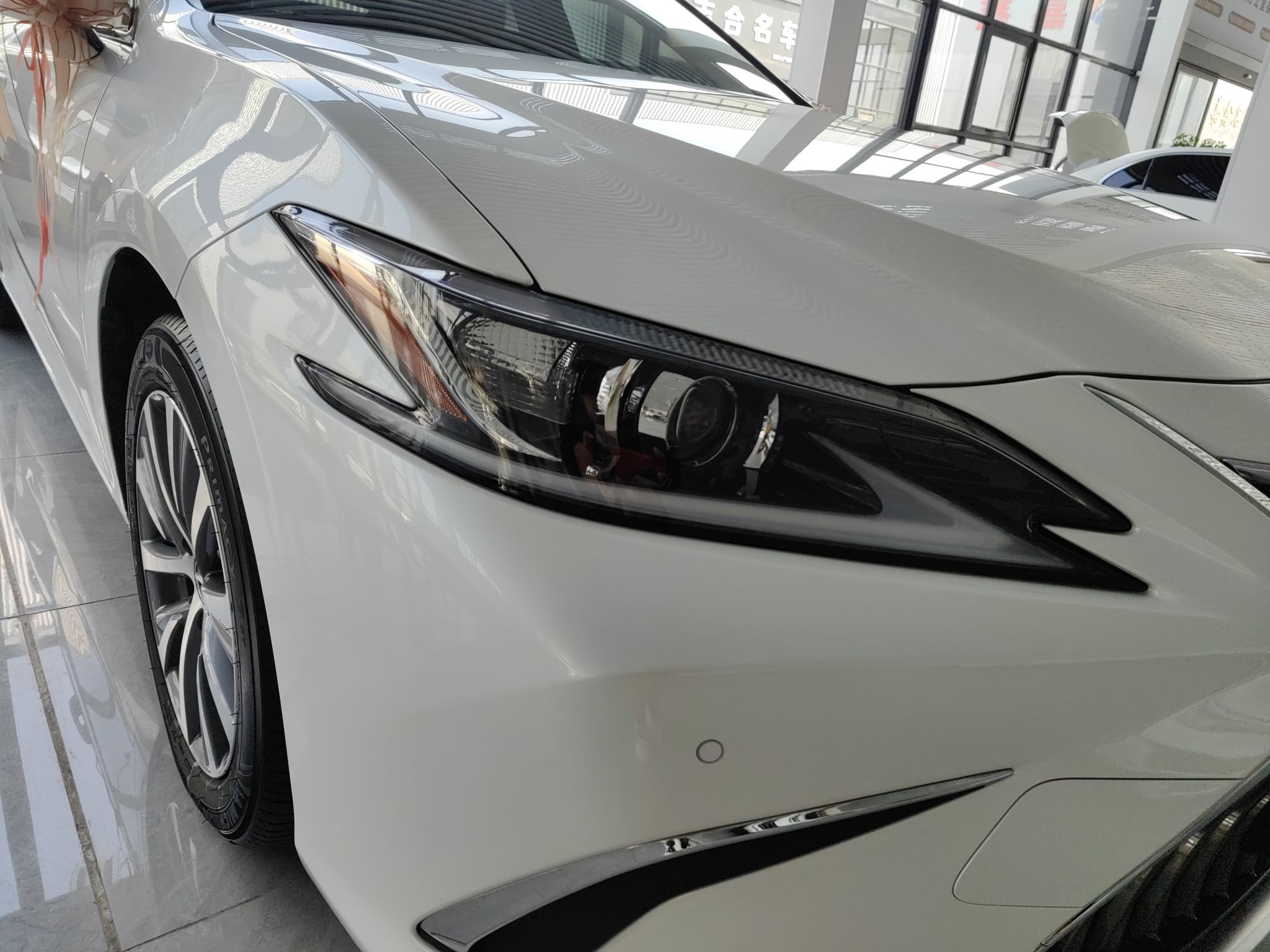 雷克萨斯ES 2018款 200 卓越版 国V