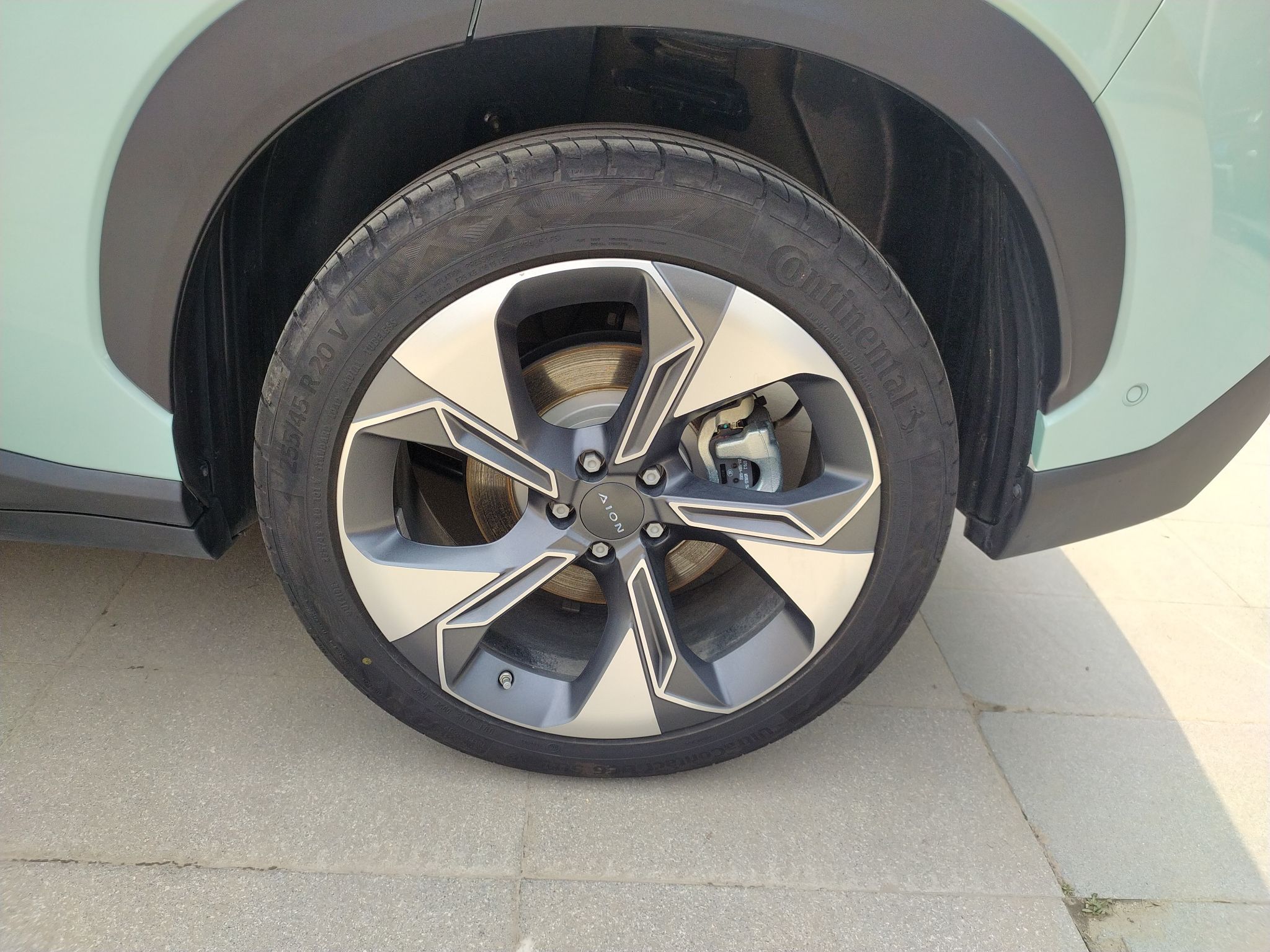 广汽埃安 Aion V(埃安V) 2021款 PLUS 80 领航智驾版