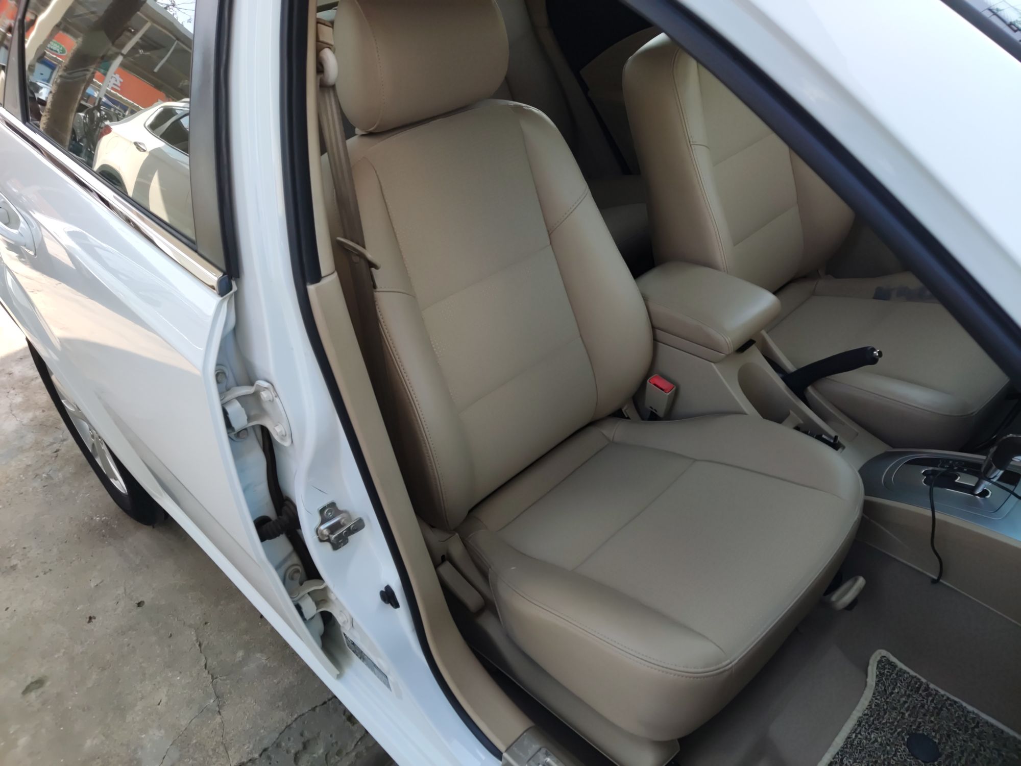 别克 凯越 2013款 1.5L 自动经典型