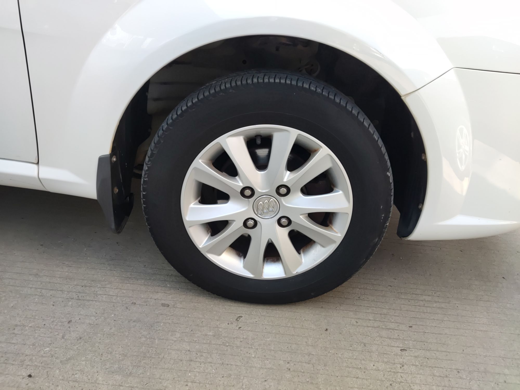 别克 凯越 2013款 1.5L 自动经典型