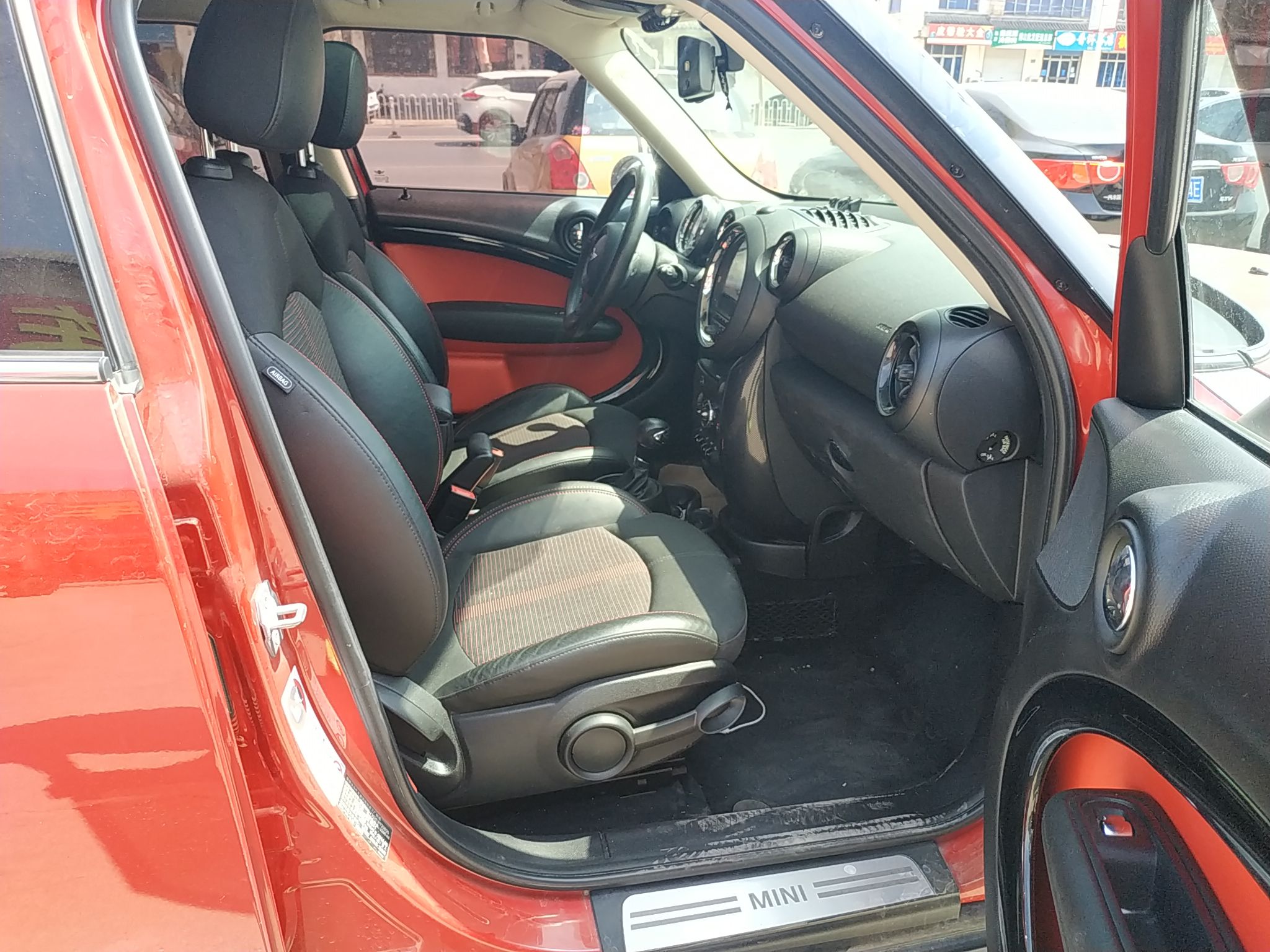 MINI Countryman 2013款 1.6T COOPER ALL4 Fun中控内饰41