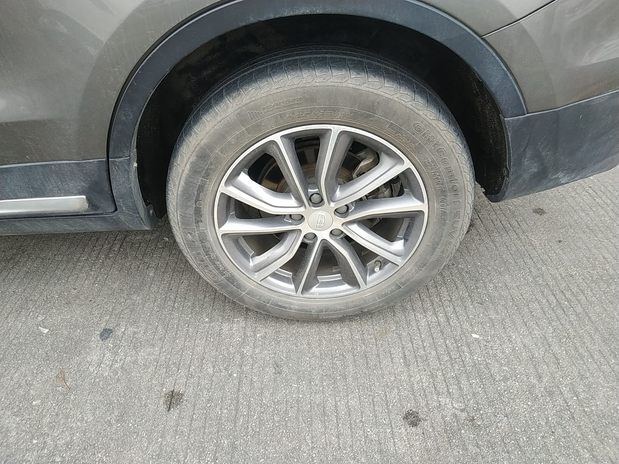 吉利汽车 博越 2018款 1.8TD 自动两驱智联型4G互联版