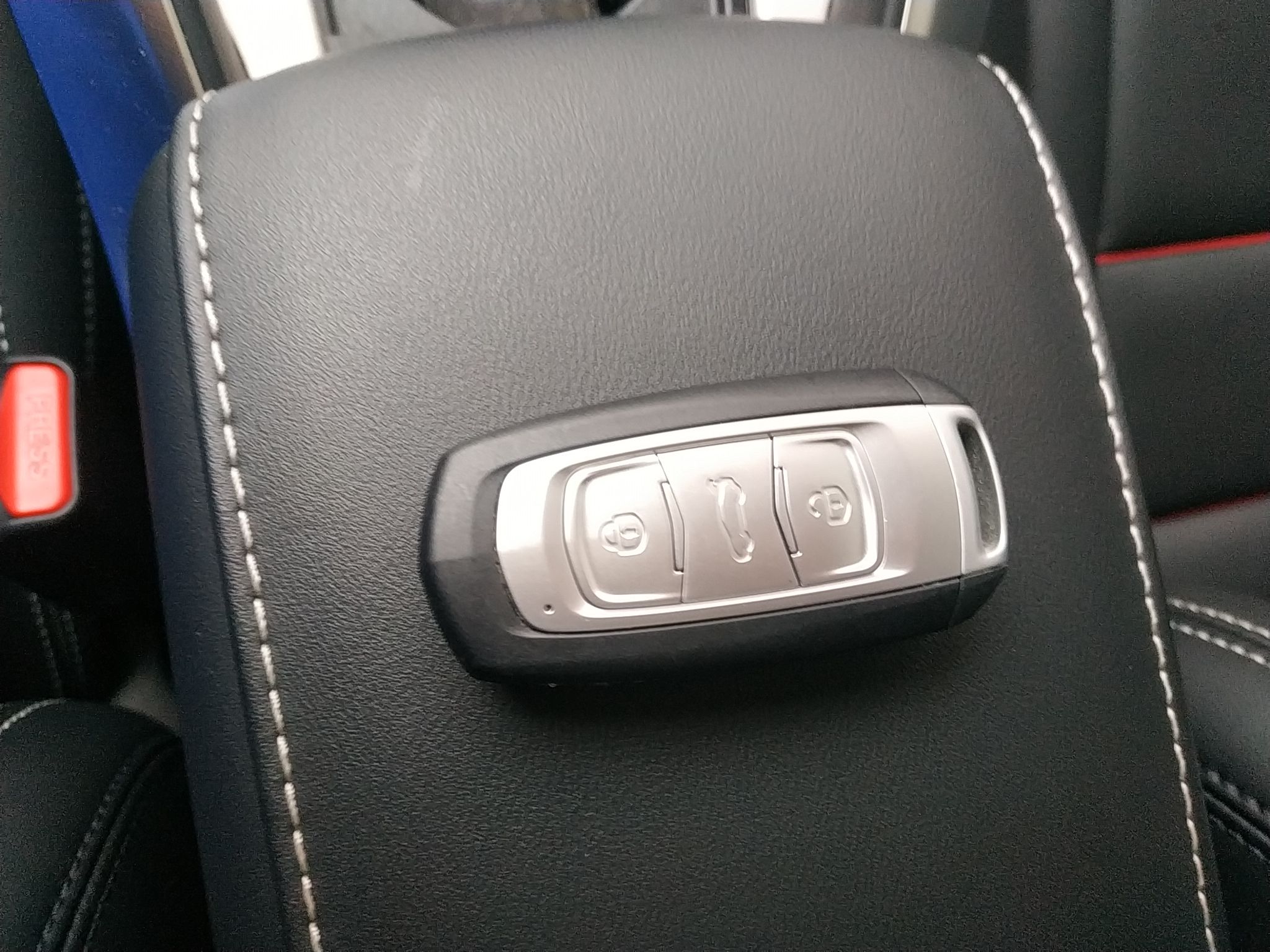 吉利汽车 博越 2018款 1.8TD 自动两驱智联型4G互联版