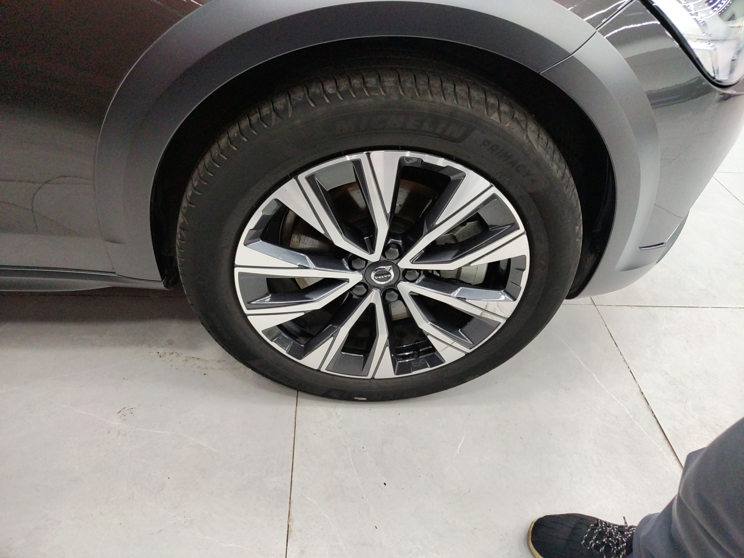 沃尔沃V90 2022款 Cross Country B5 AWD 智远版(进口)