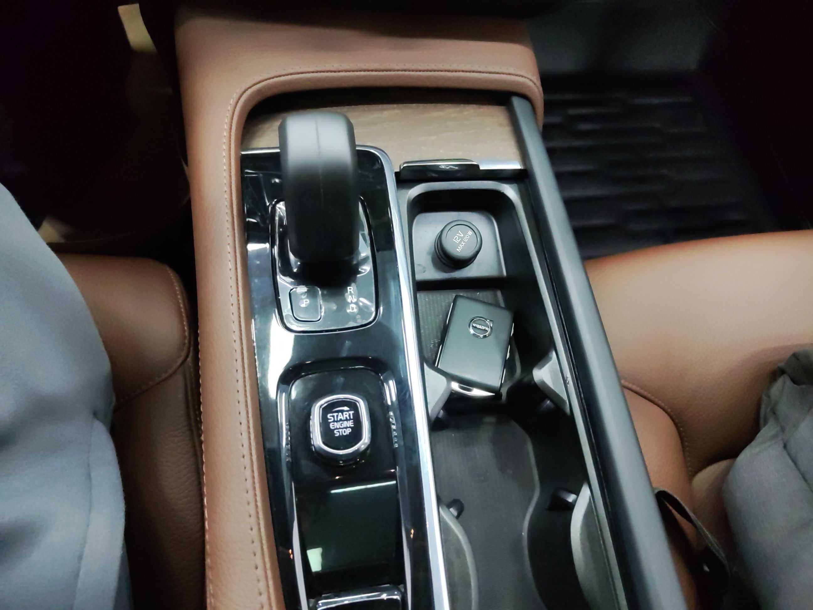 沃尔沃V90 2022款 Cross Country B5 AWD 智远版(进口)