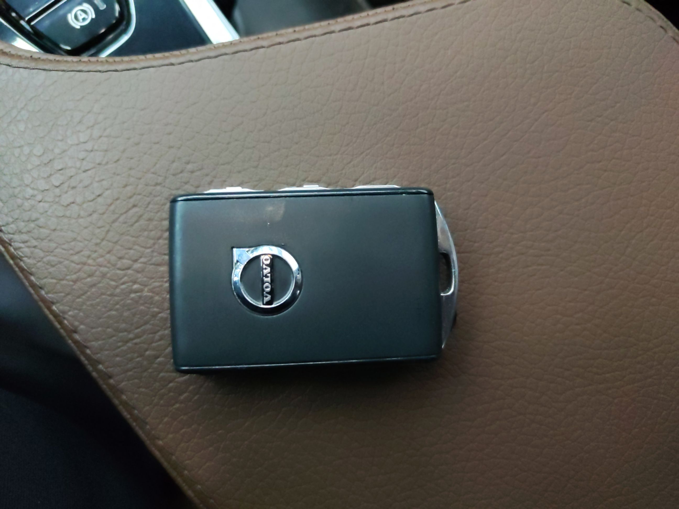 沃尔沃V90 2022款 Cross Country B5 AWD 智远版(进口)