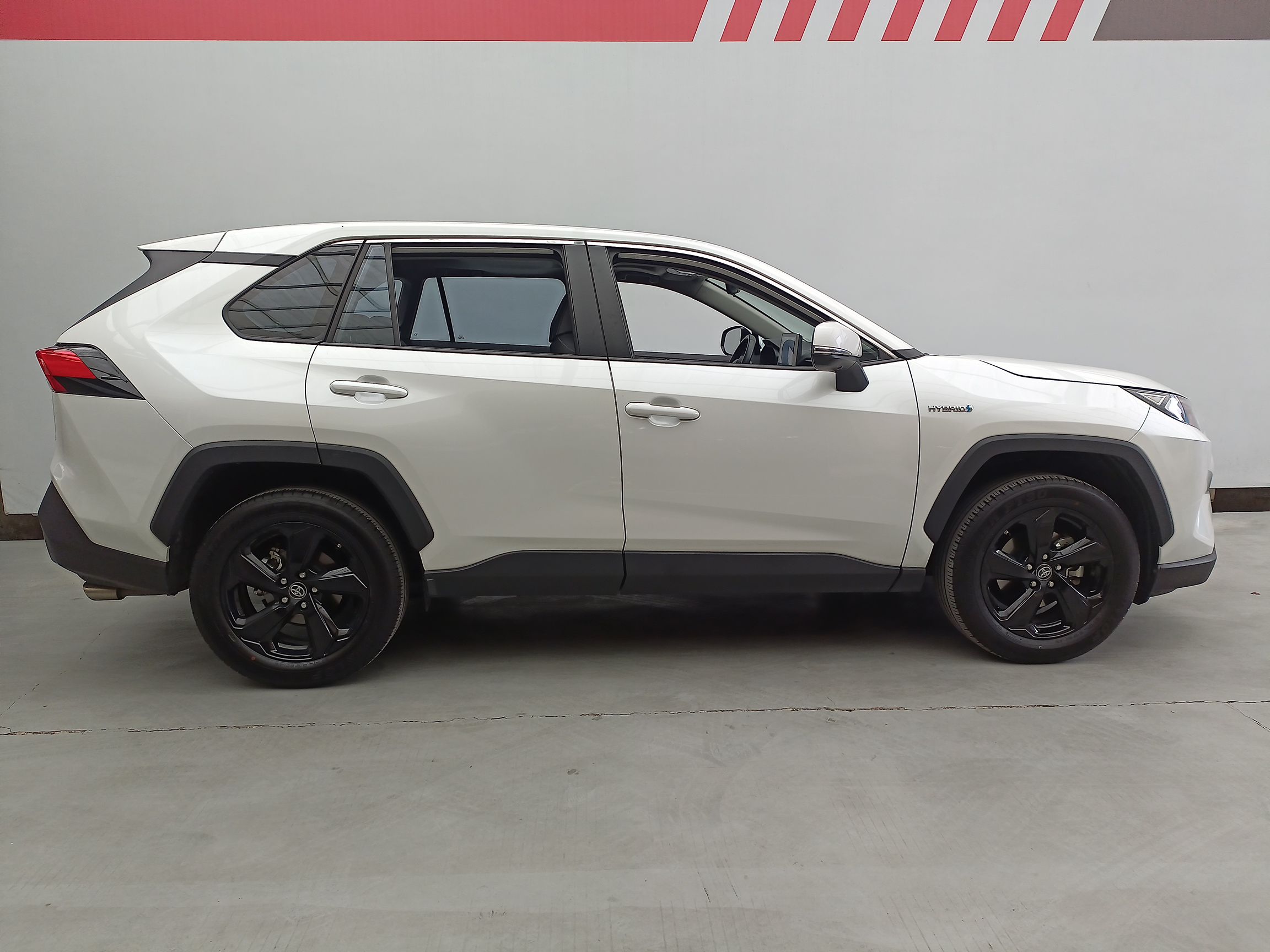 丰田 RAV4 2021款 改款 双擎 2.5L CVT四驱精英PLUS版