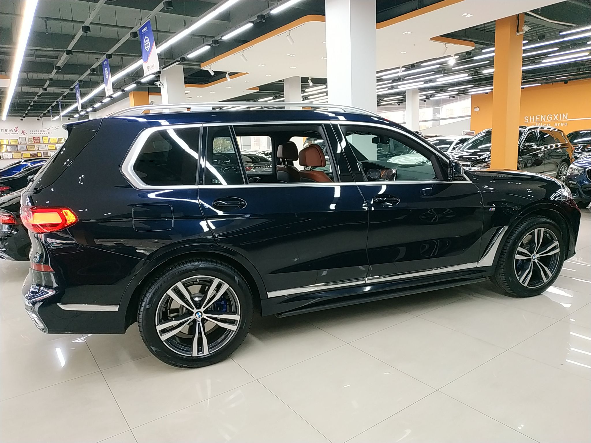 宝马X7 2019款 xDrive40i 尊享型M运动套装(进口)