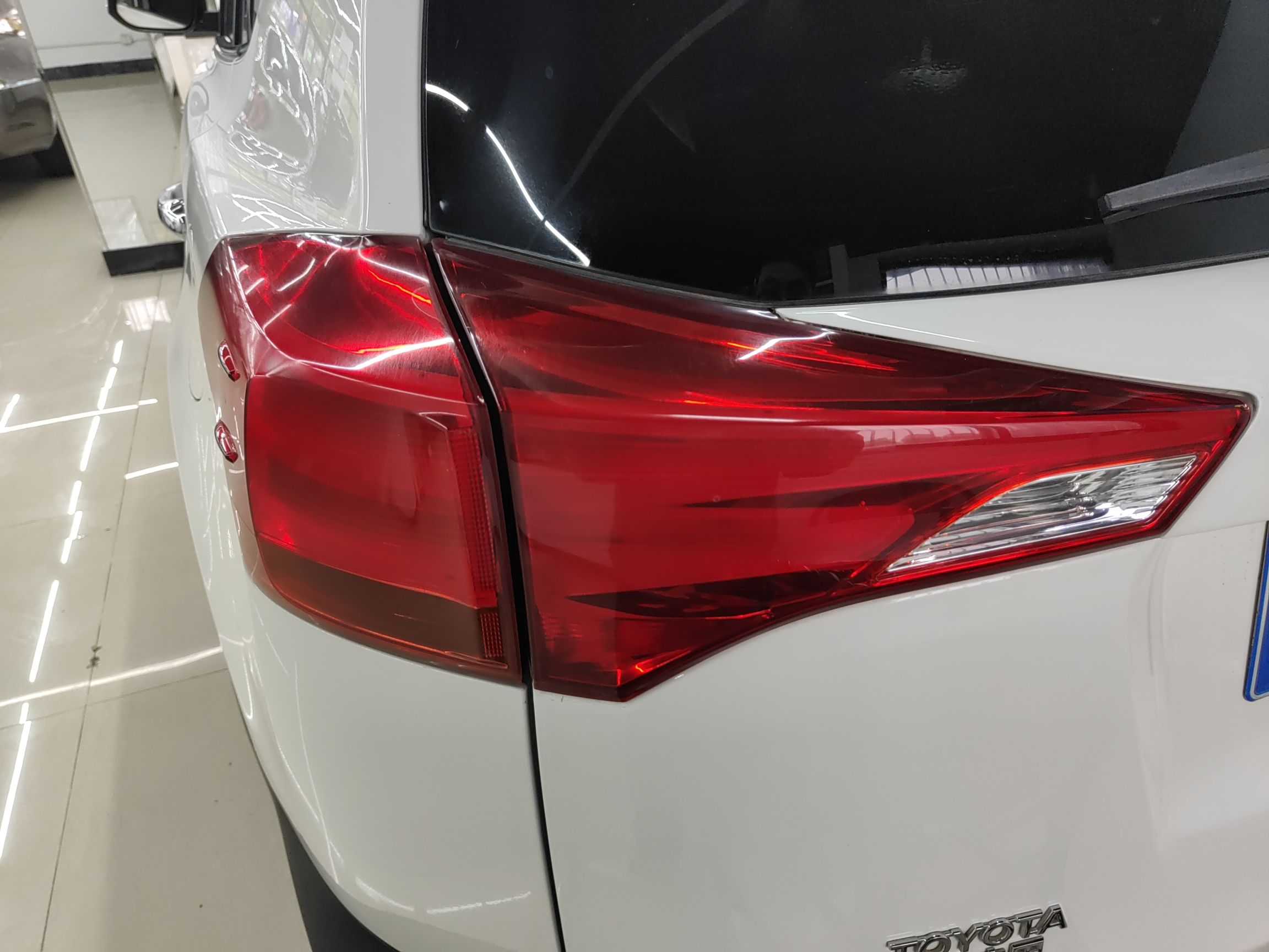 丰田 RAV4 2013款 2.5L 自动四驱精英版