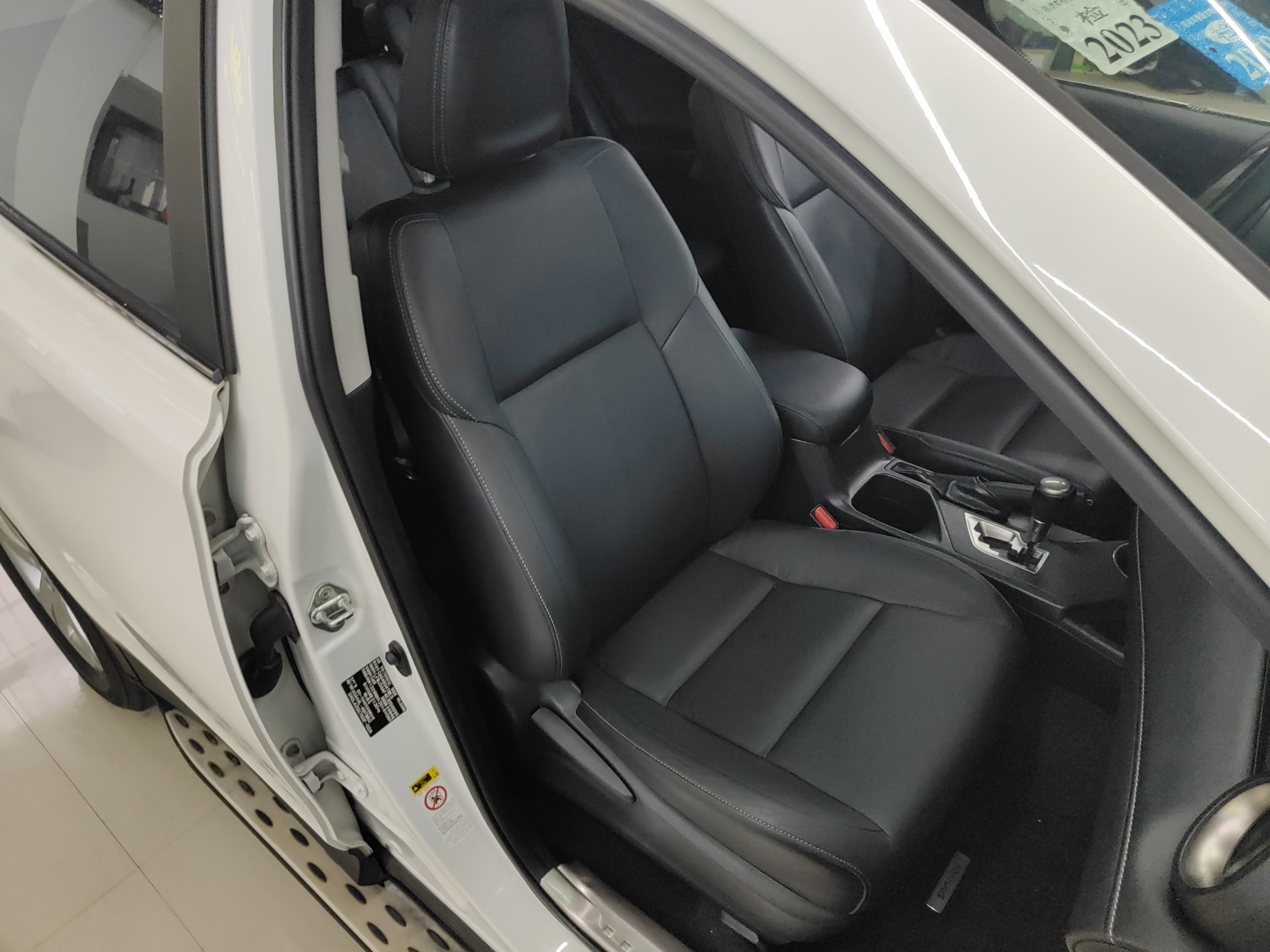 丰田 RAV4 2013款 2.5L 自动四驱精英版