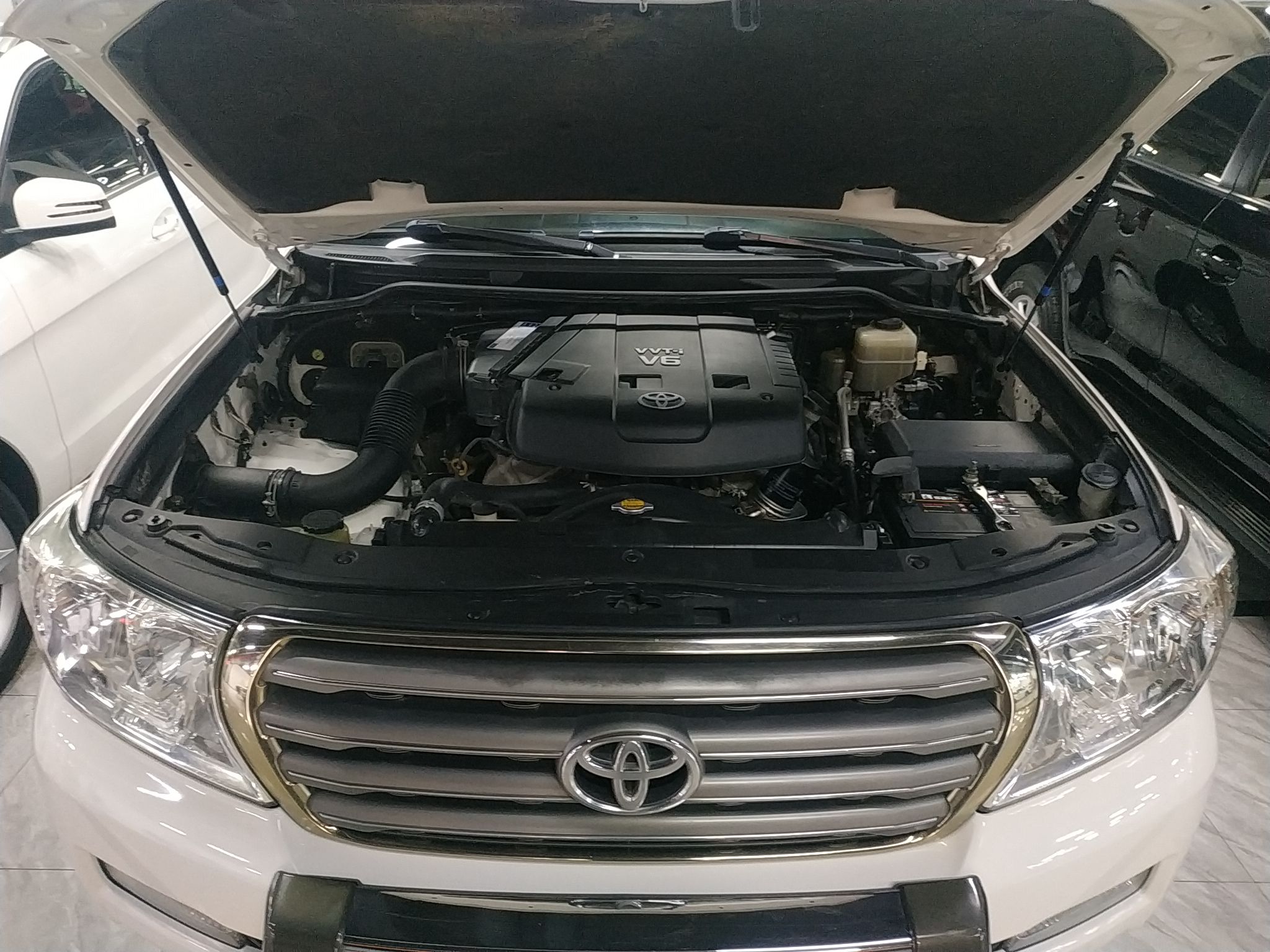 丰田 兰德酷路泽 2010款 4.0L 自动VX