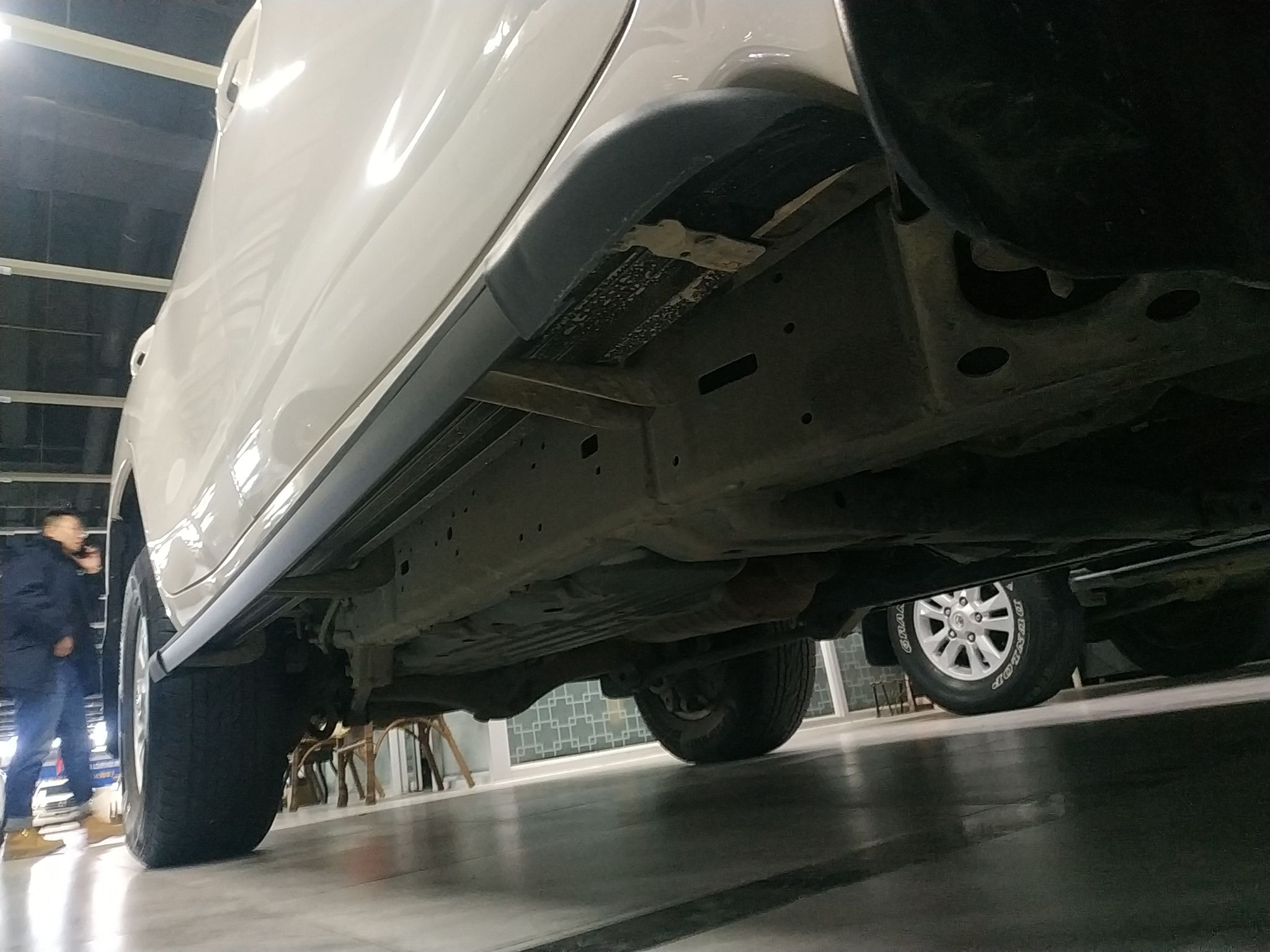 丰田 兰德酷路泽 2010款 4.0L 自动VX