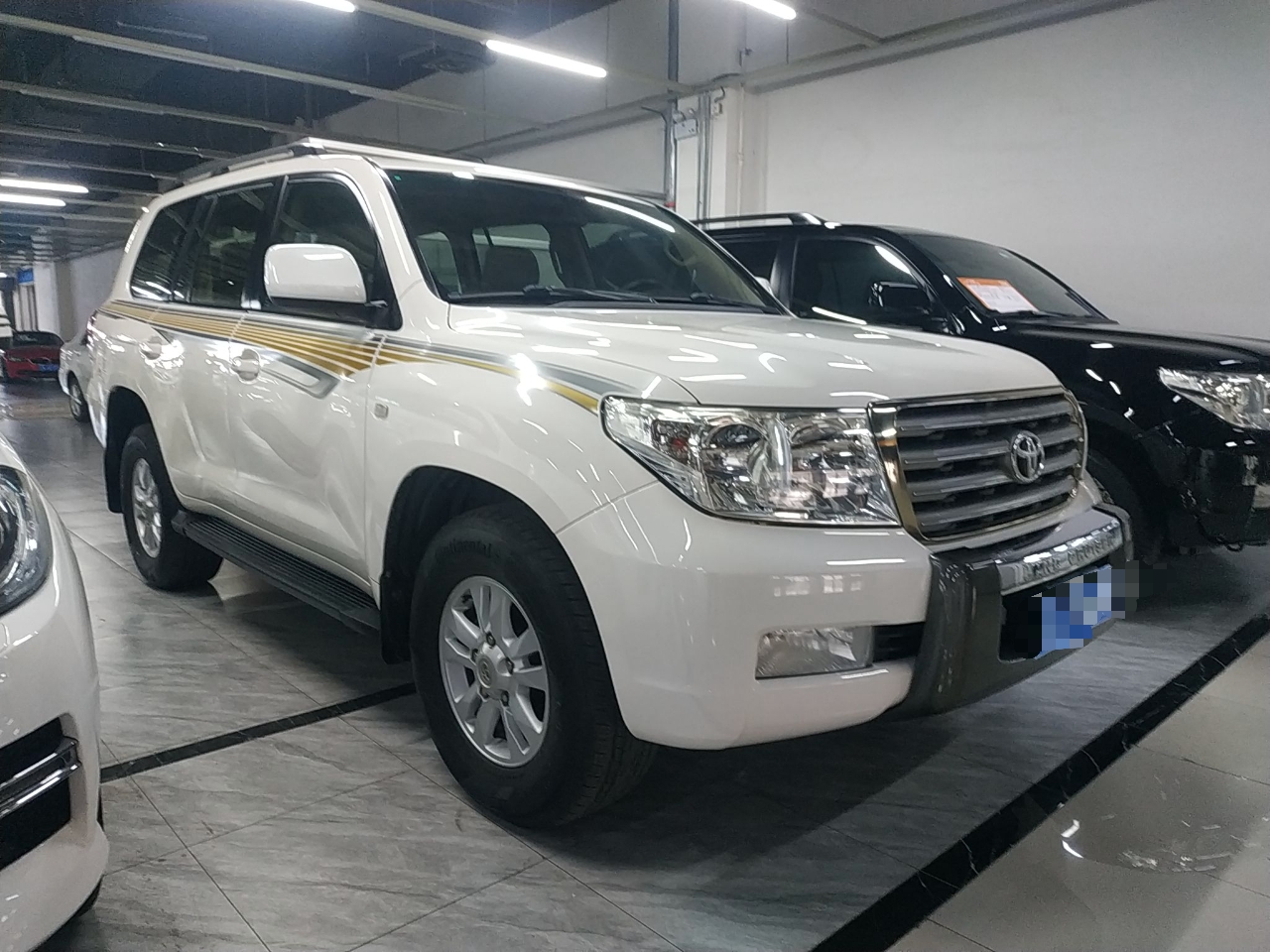 丰田 兰德酷路泽 2010款 4.0L 自动VX