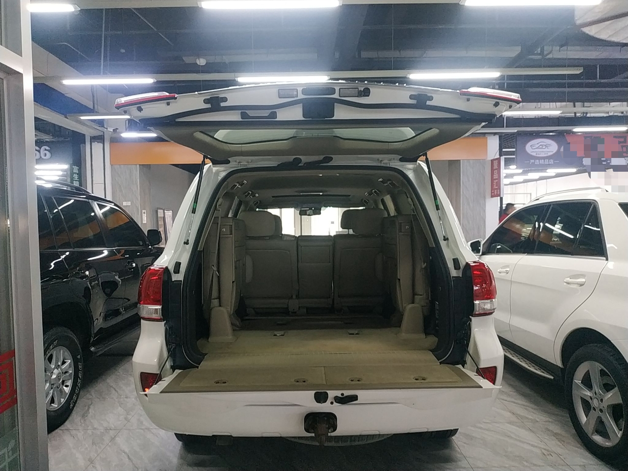 丰田 兰德酷路泽 2010款 4.0L 自动VX