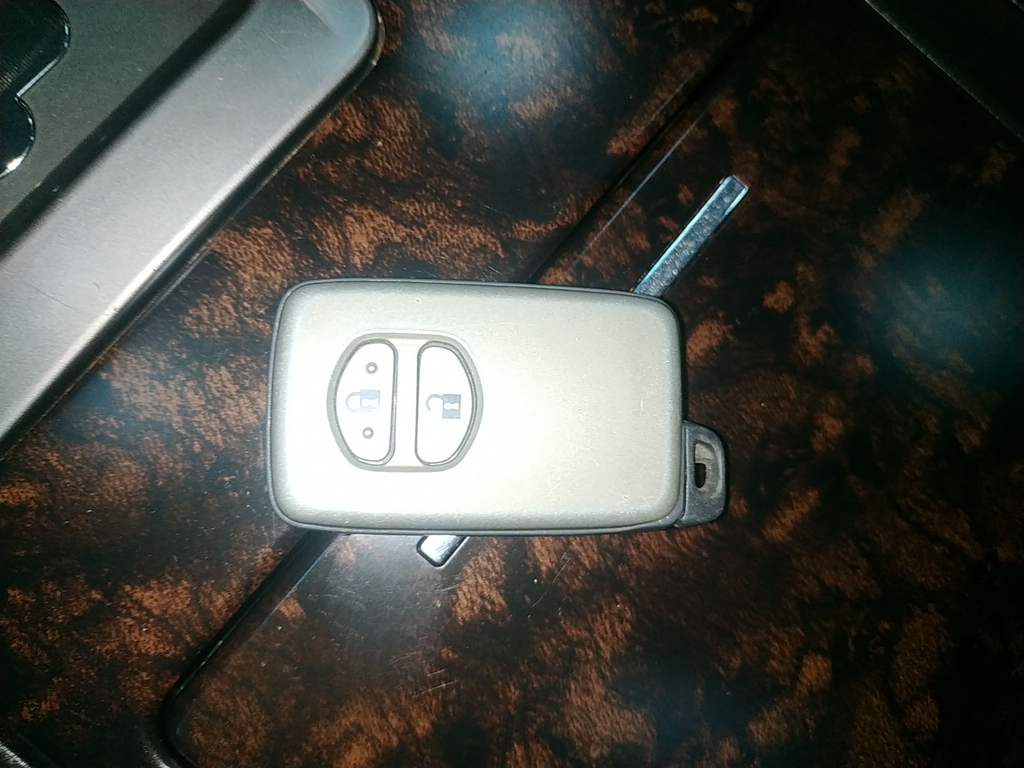 丰田 兰德酷路泽 2010款 4.0L 自动VX