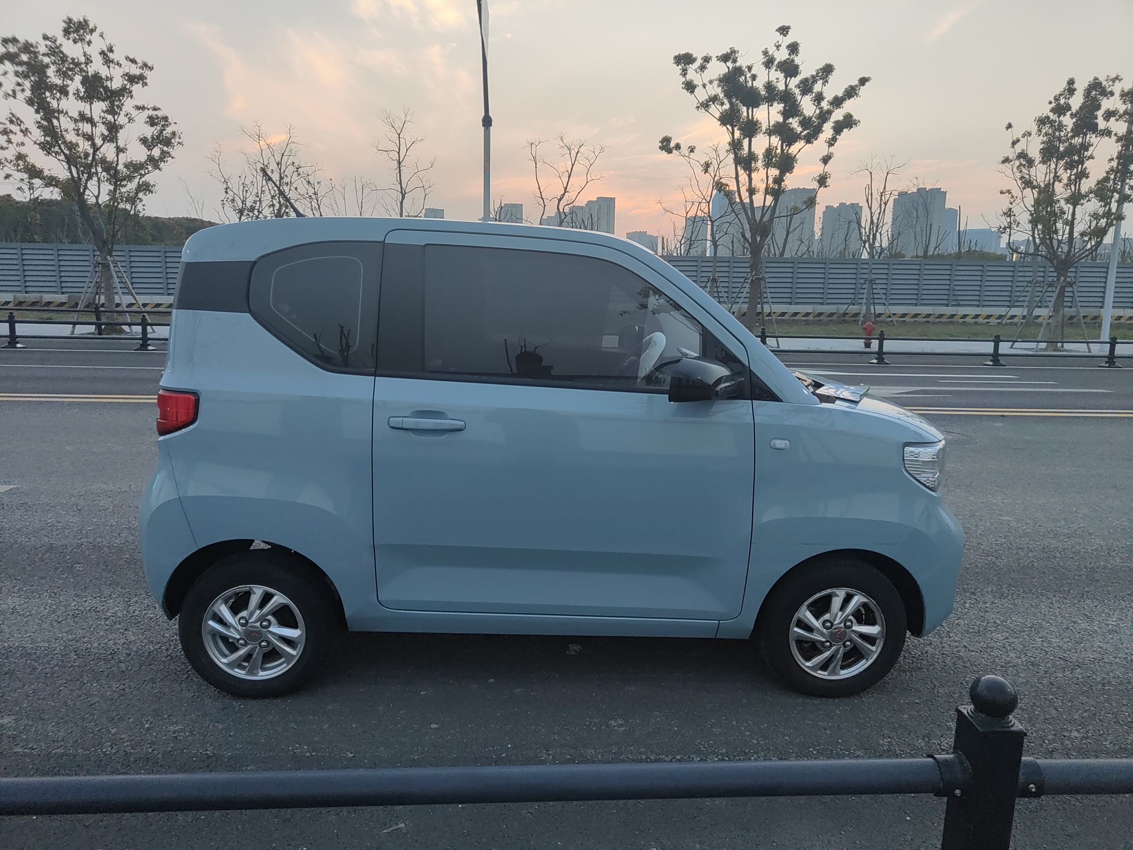 五菱汽车 宏光MINI EV 2020款 自在款 三元锂