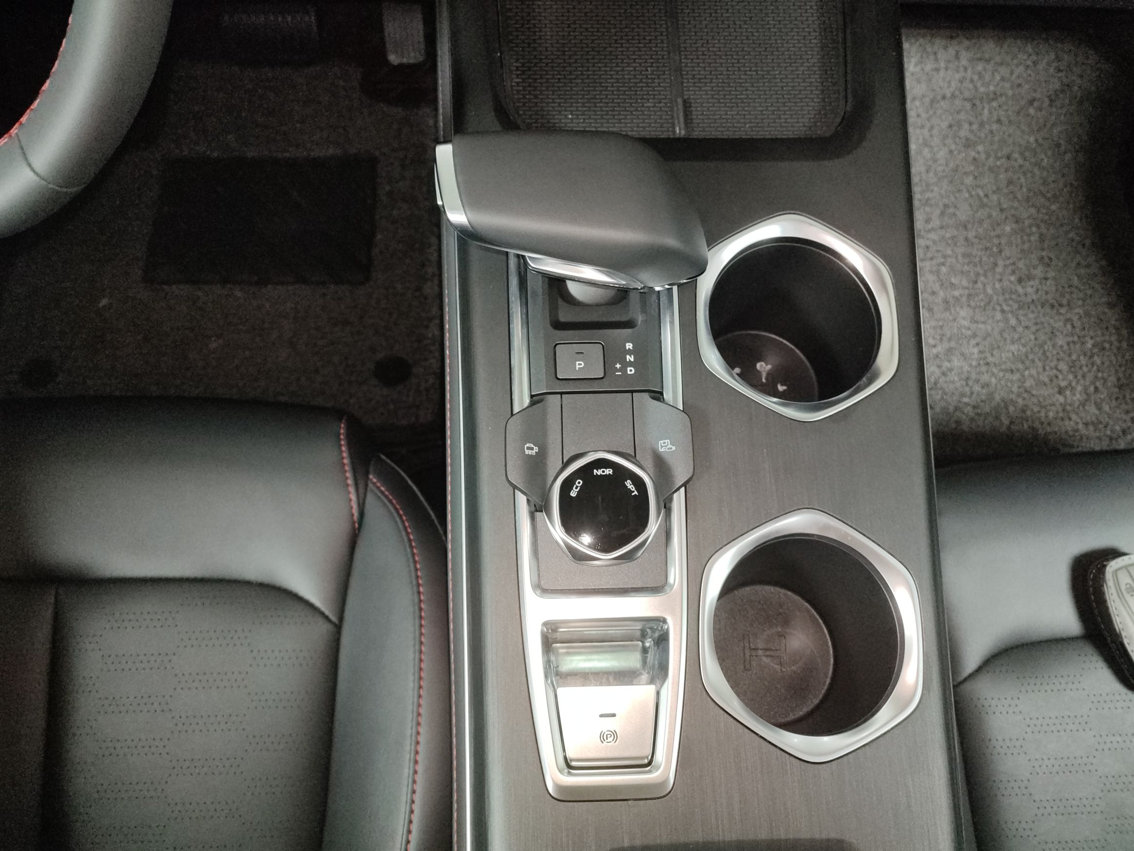 长安CS55 PLUS 2022款 第二代 1.5T DCT尊贵型