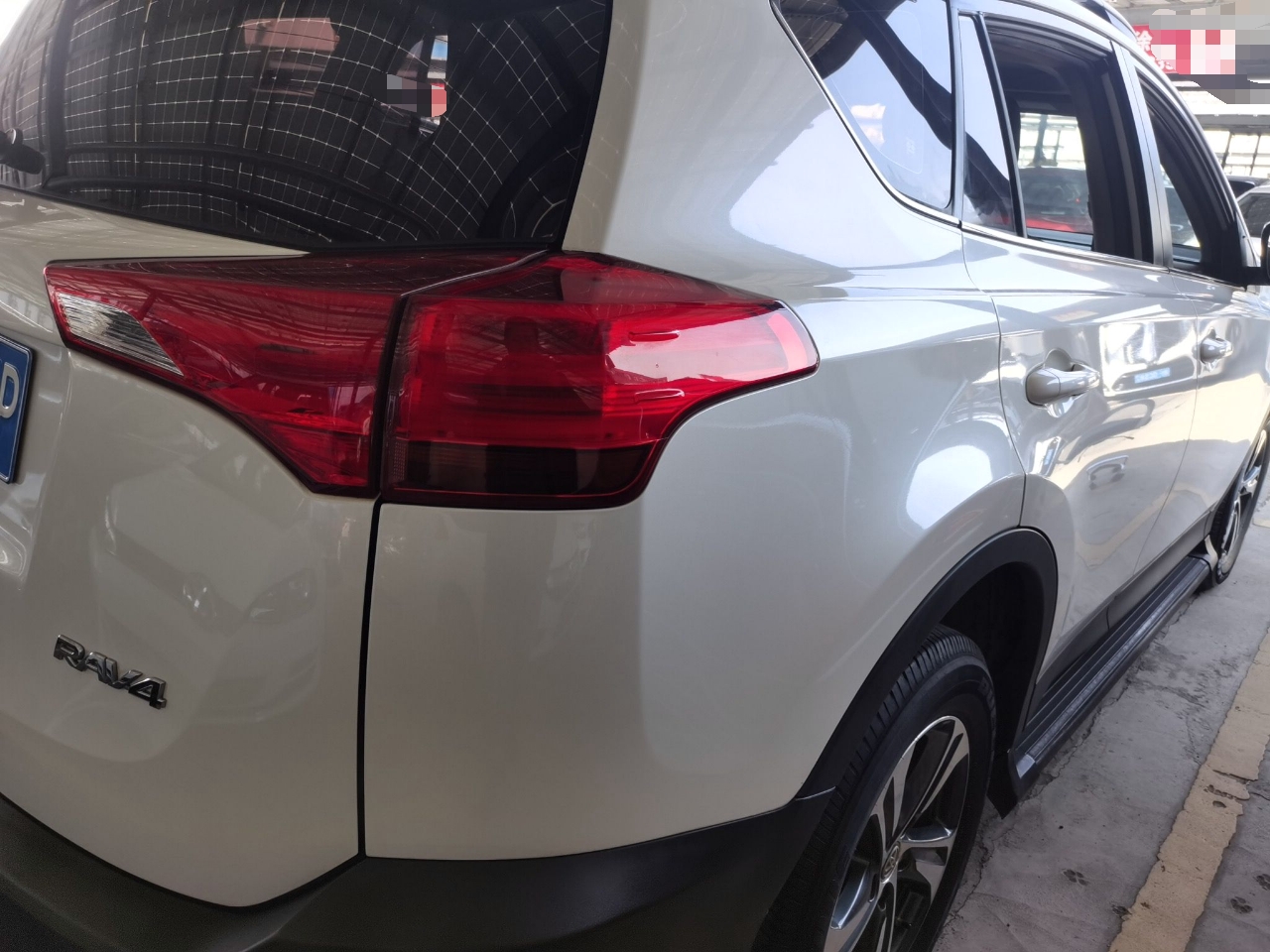 丰田 RAV4 2015款 2.0L CVT两驱风尚版