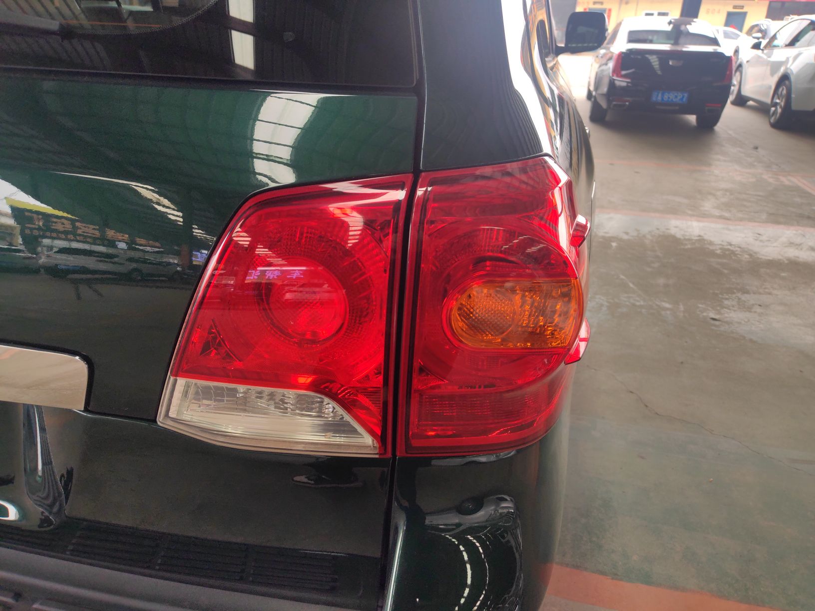 丰田 兰德酷路泽 2012款 4.0L 自动VX