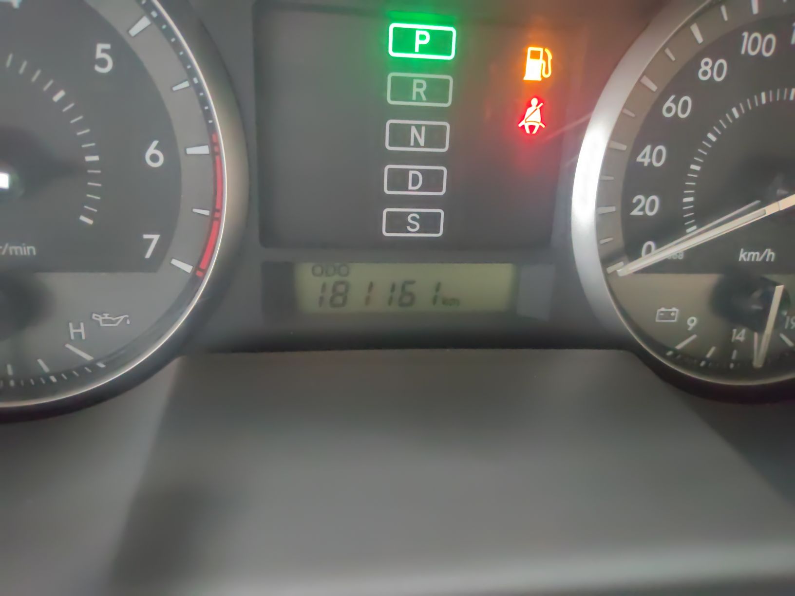 丰田 兰德酷路泽 2012款 4.0L 自动VX