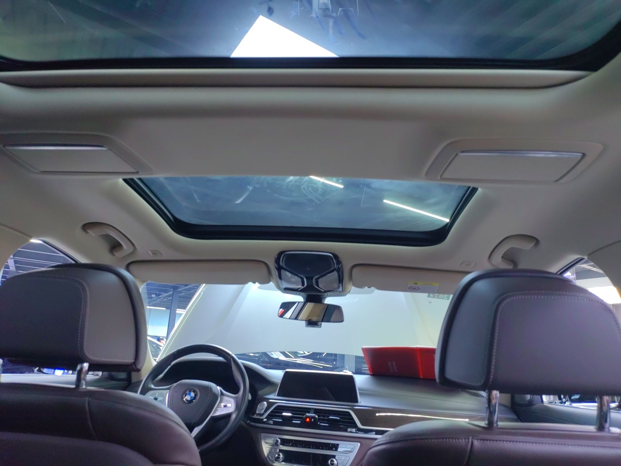 宝马7系 2019款 730Li 豪华套装(进口)