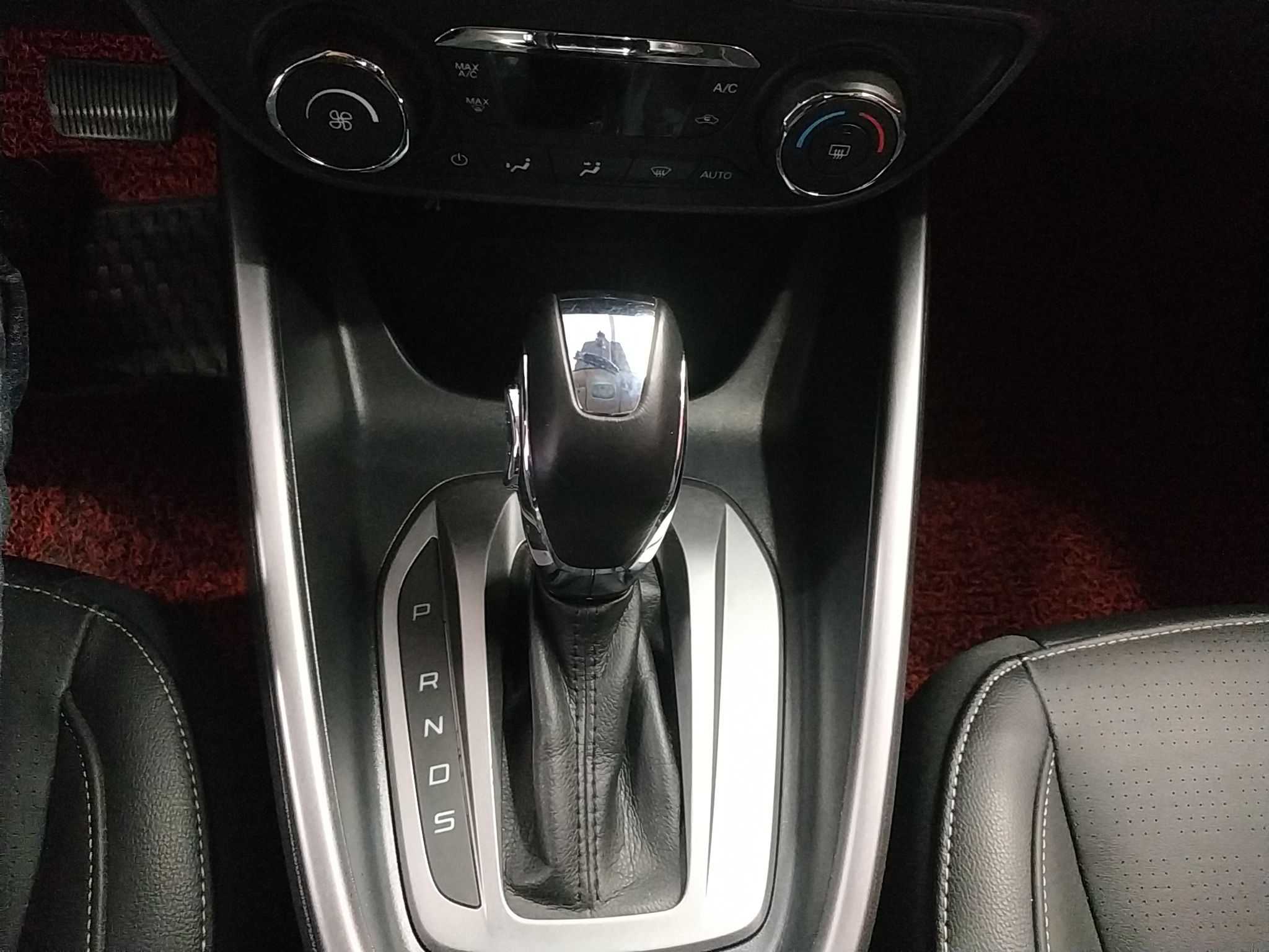 福特 福睿斯 2015款 1.5L 自动时尚型