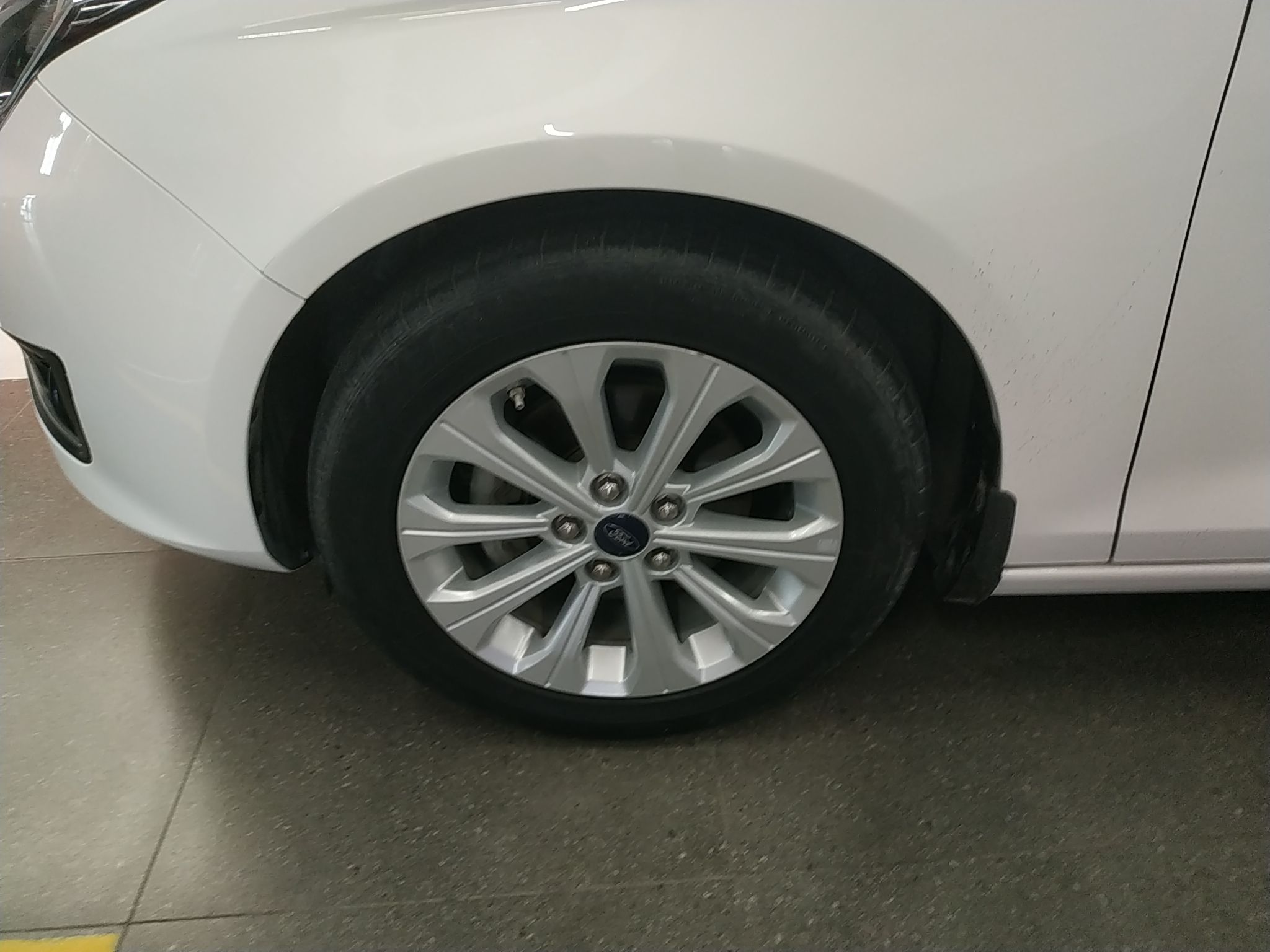 福特 福睿斯 2015款 1.5L 自动时尚型