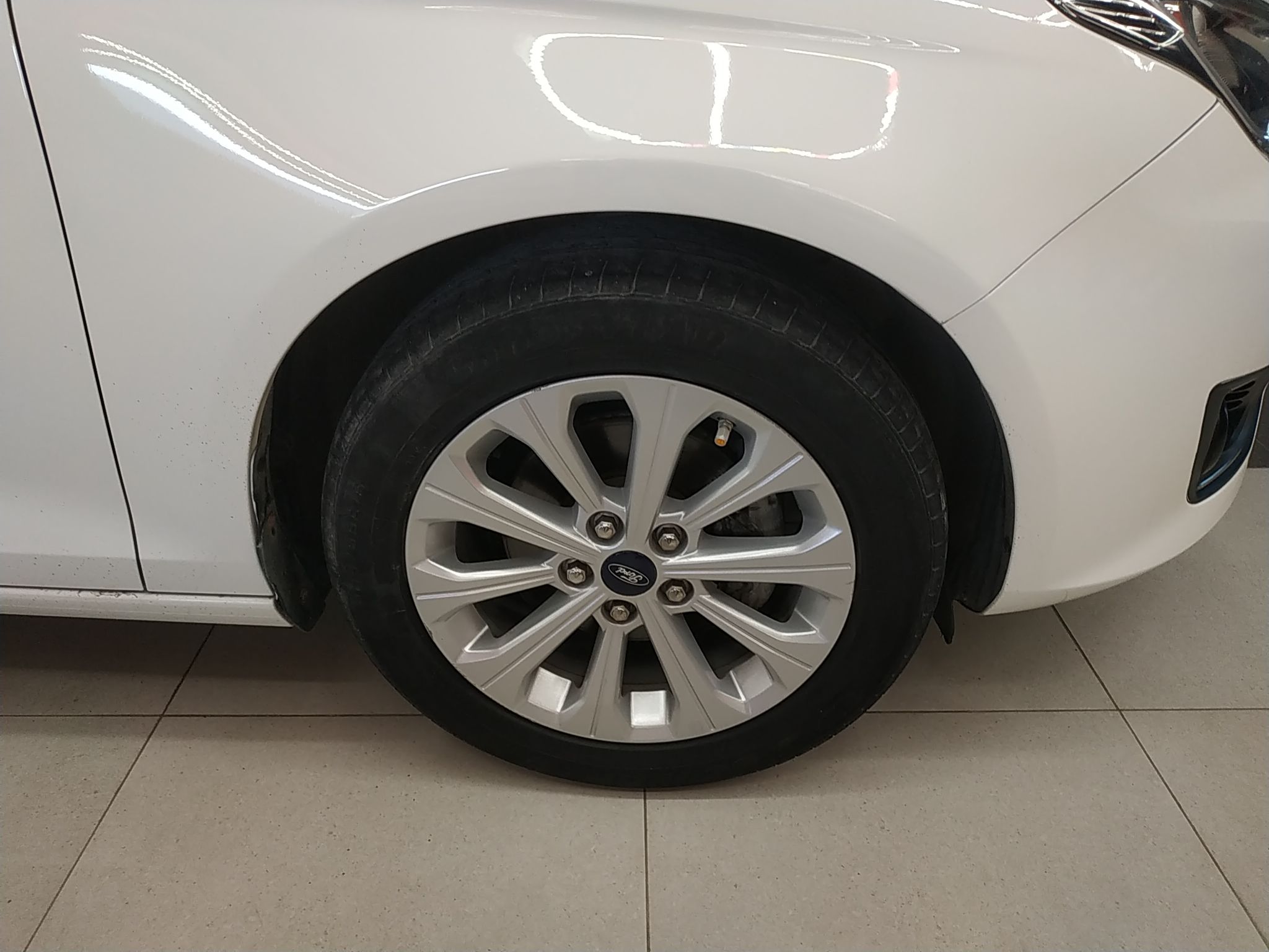 福特 福睿斯 2015款 1.5L 自动时尚型