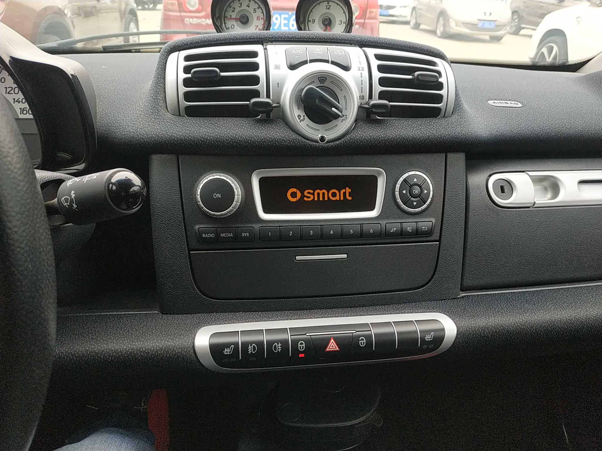 smart fortwo 2011款 1.0T 硬顶激情版