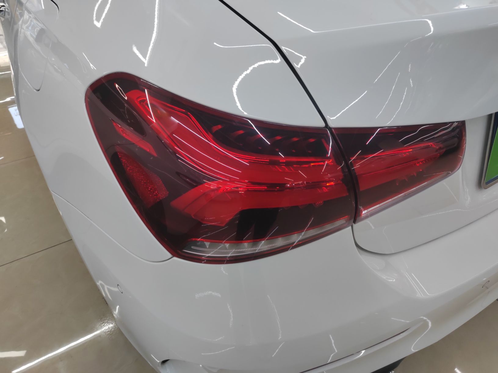 奔驰A级 2020款 改款 A 200 L 运动轿车动感型