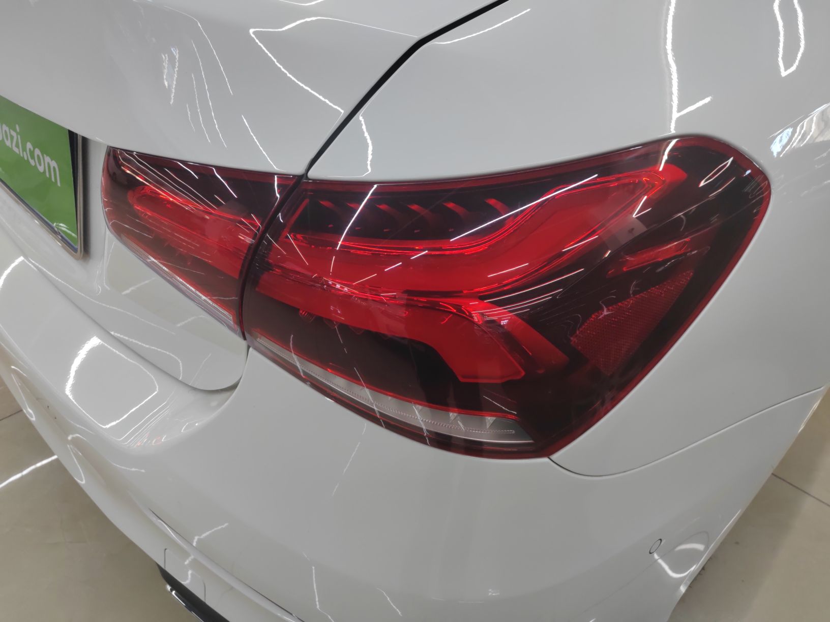 奔驰A级 2020款 改款 A 200 L 运动轿车动感型