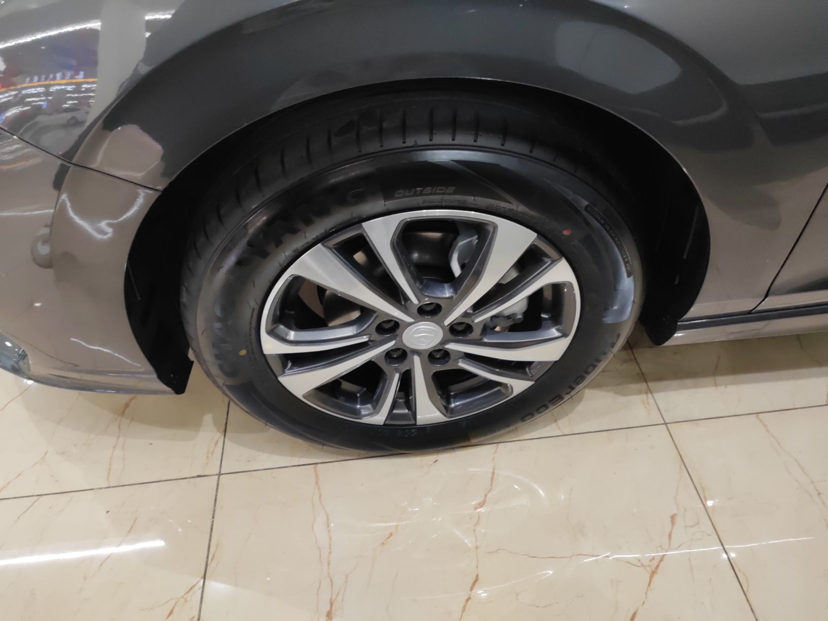 长安 逸动 2022款 PLUS 蓝鲸NE 1.4T GDI DCT尊贵版