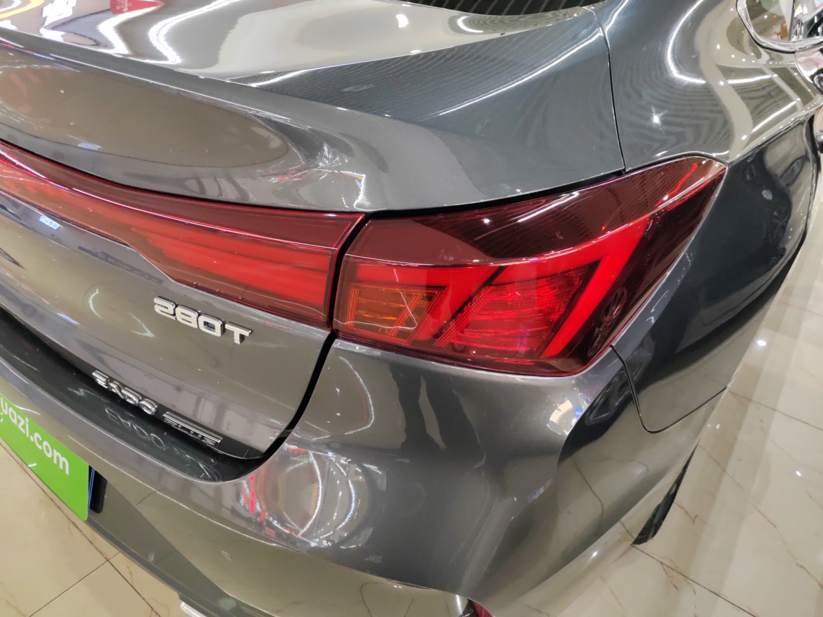 长安 逸动 2022款 PLUS 蓝鲸NE 1.4T GDI DCT尊贵版