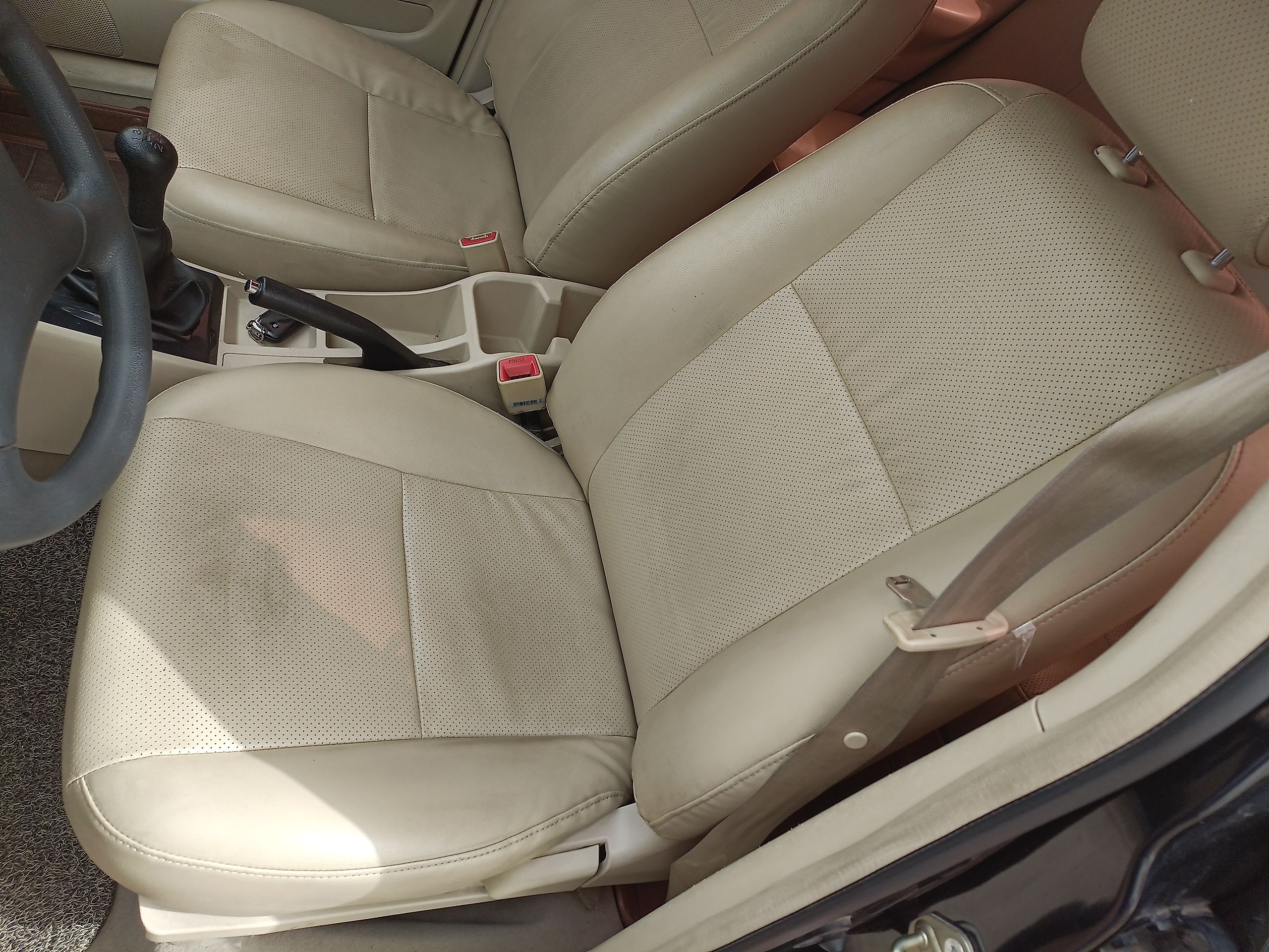 比亚迪F3 2013款 节能版 1.5L 手动舒适型