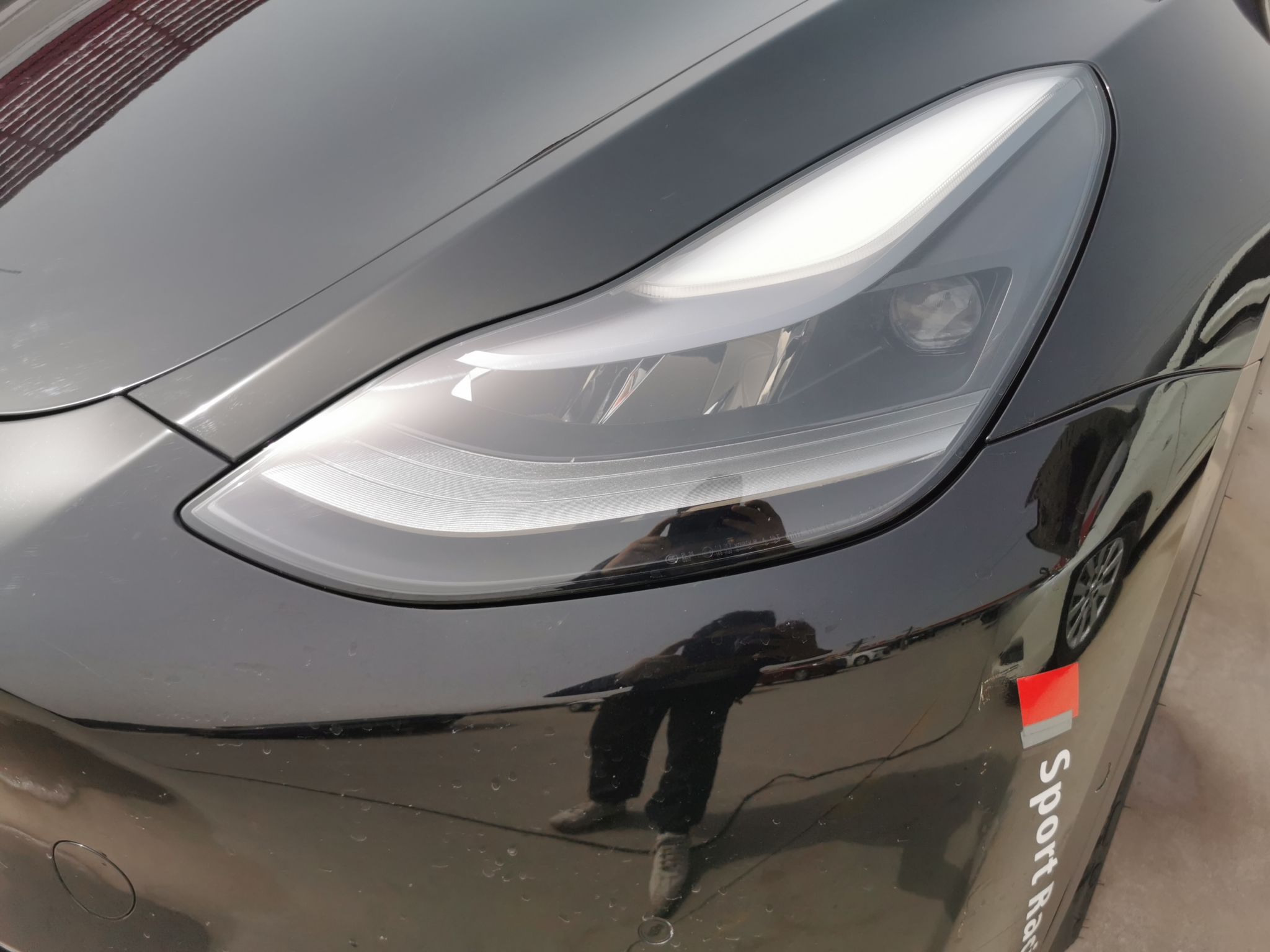 特斯拉 Model Y 2021款 标准续航后驱版