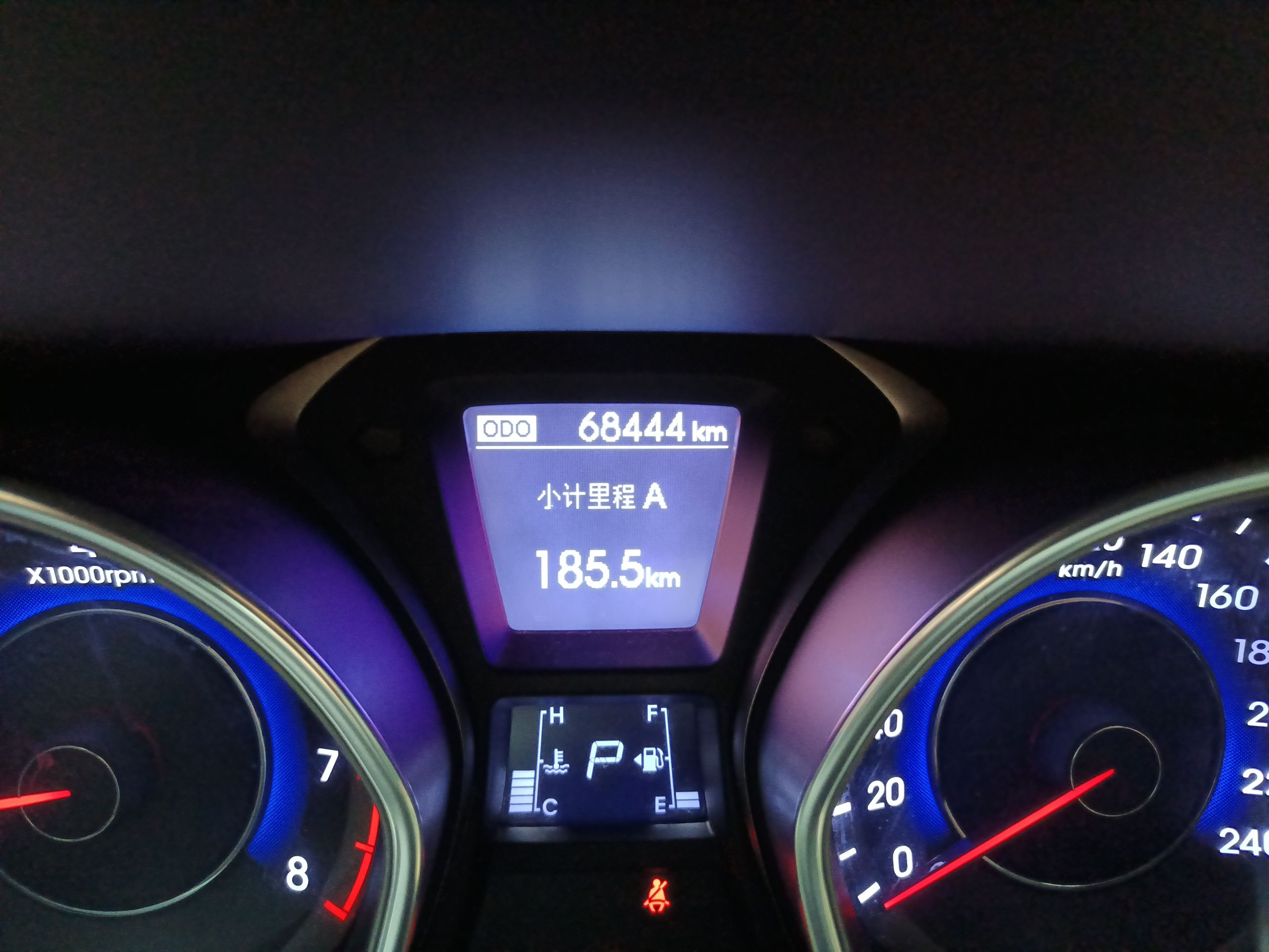 现代 朗动 2012款 1.6L 自动领先型