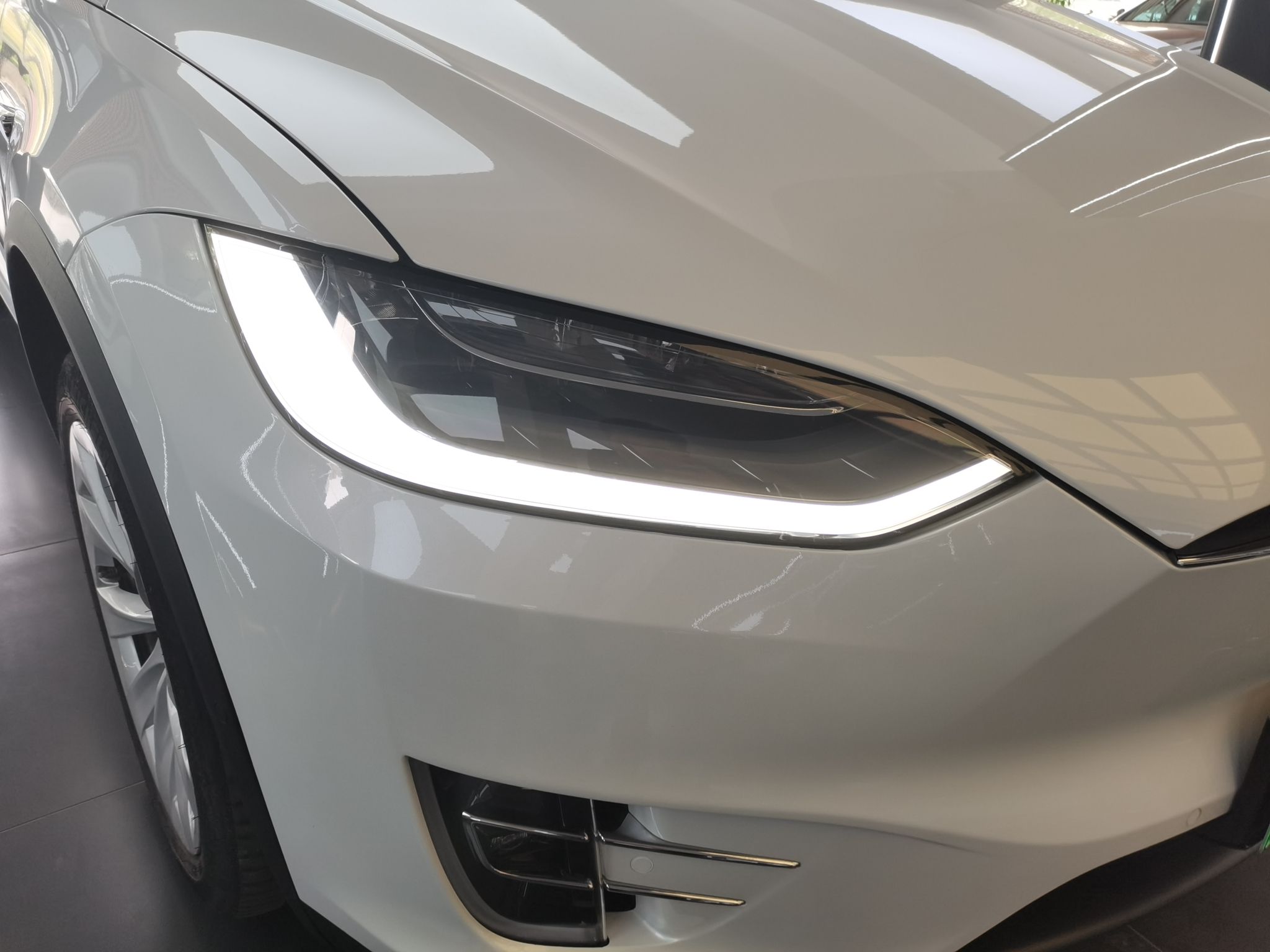 特斯拉Model X 2019款 长续航版(进口)