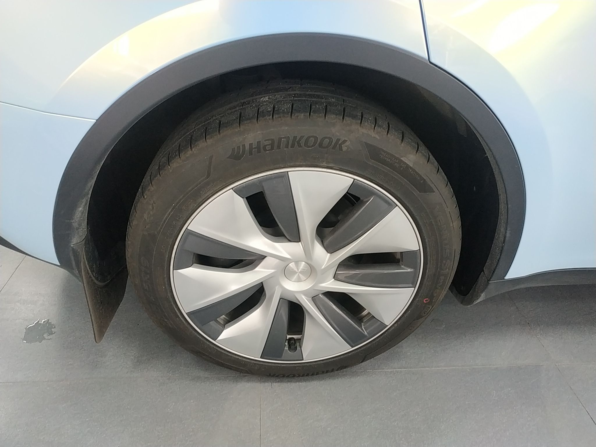 特斯拉 Model Y 2022款 改款 长续航全轮驱动版