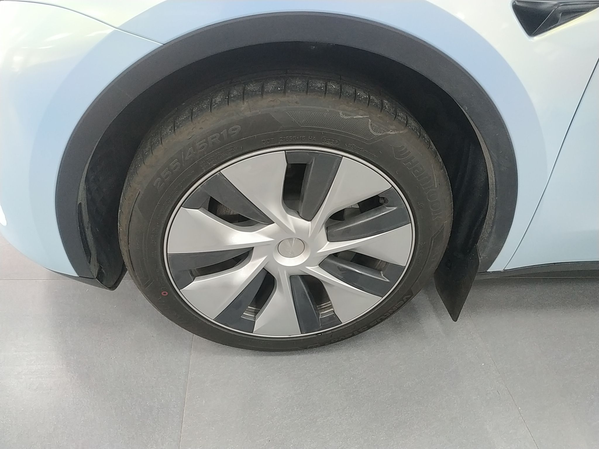 特斯拉 Model Y 2022款 改款 长续航全轮驱动版