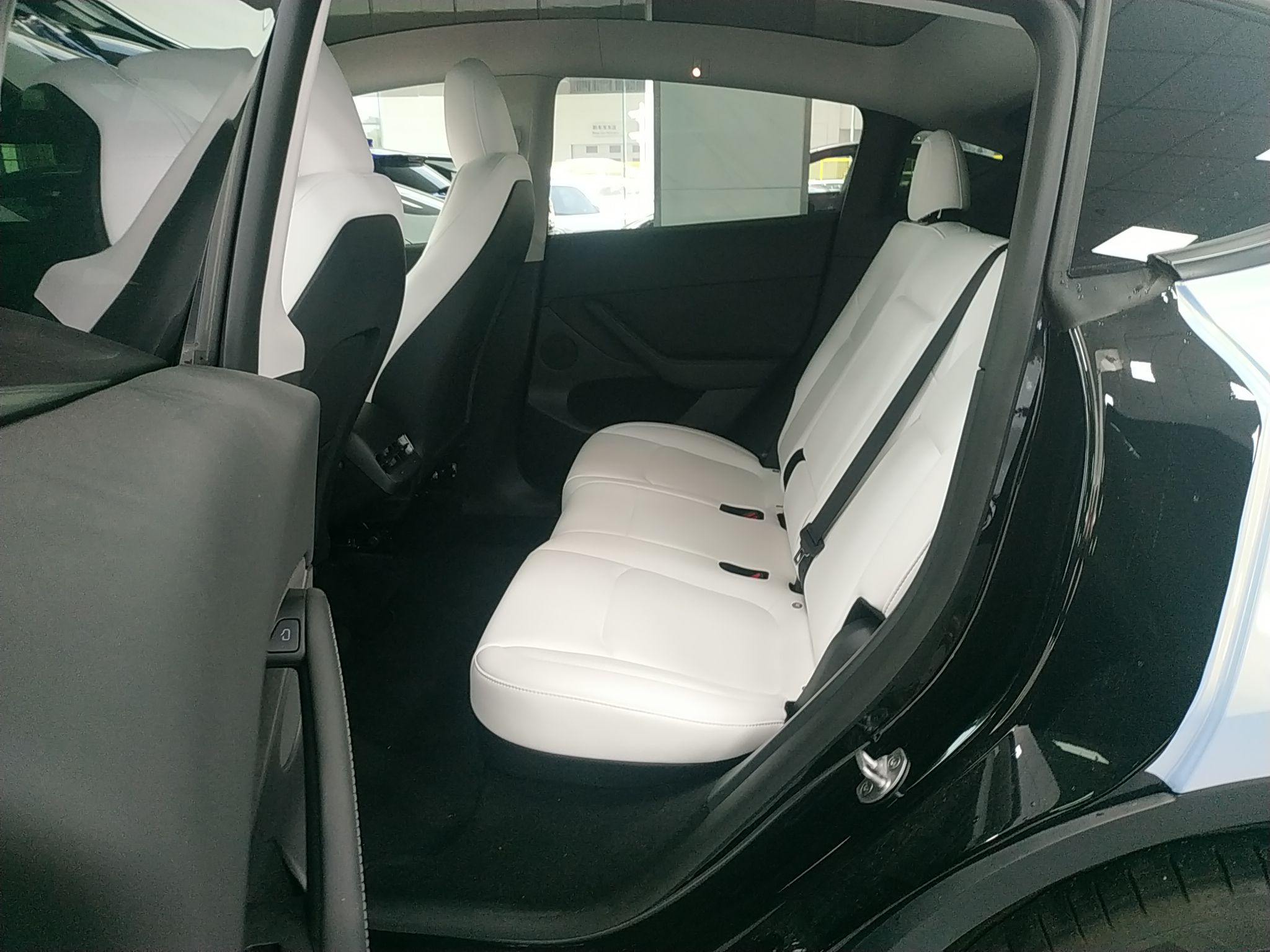 特斯拉 Model Y 2022款 改款 长续航全轮驱动版