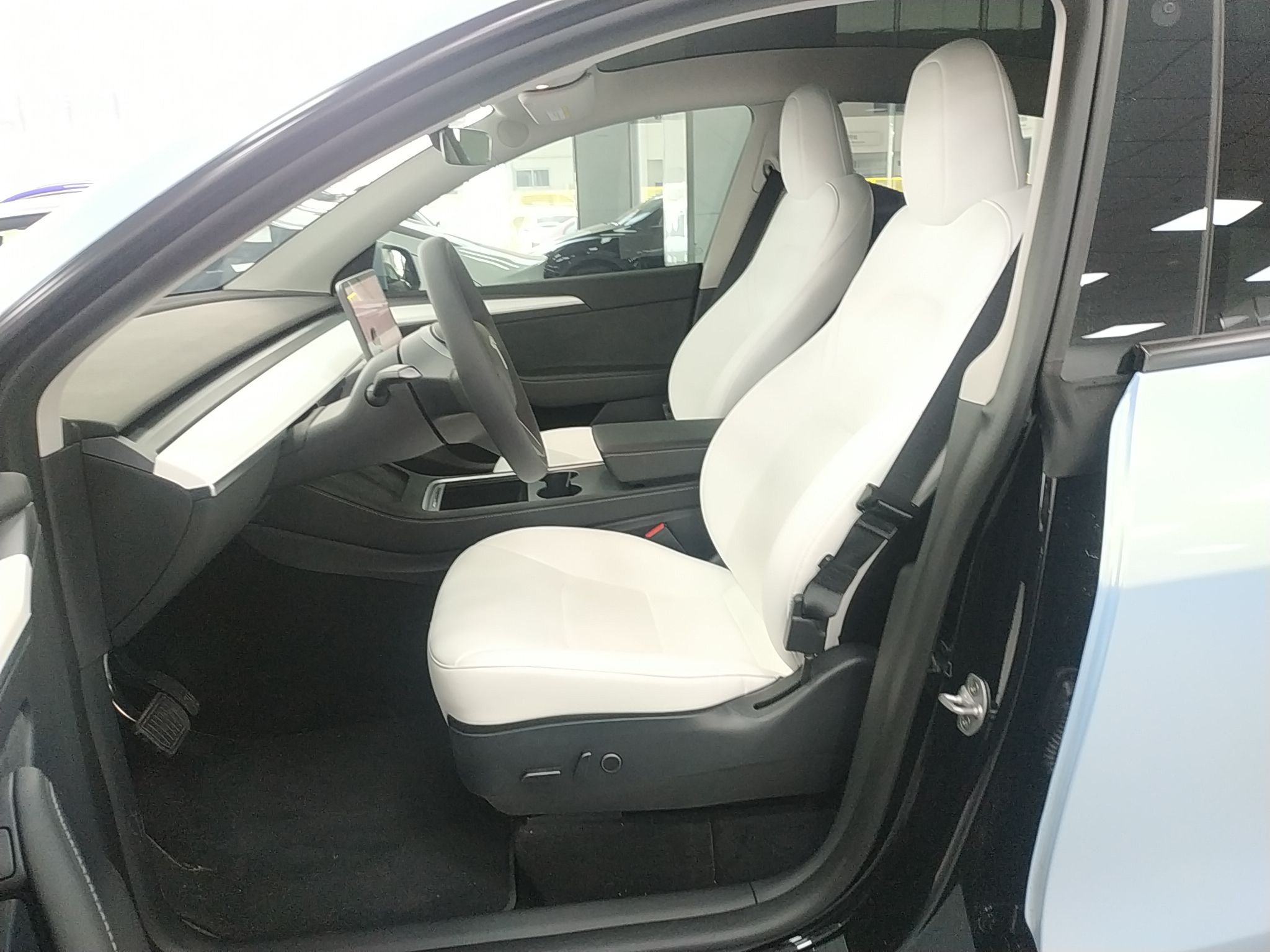 特斯拉 Model Y 2022款 改款 长续航全轮驱动版