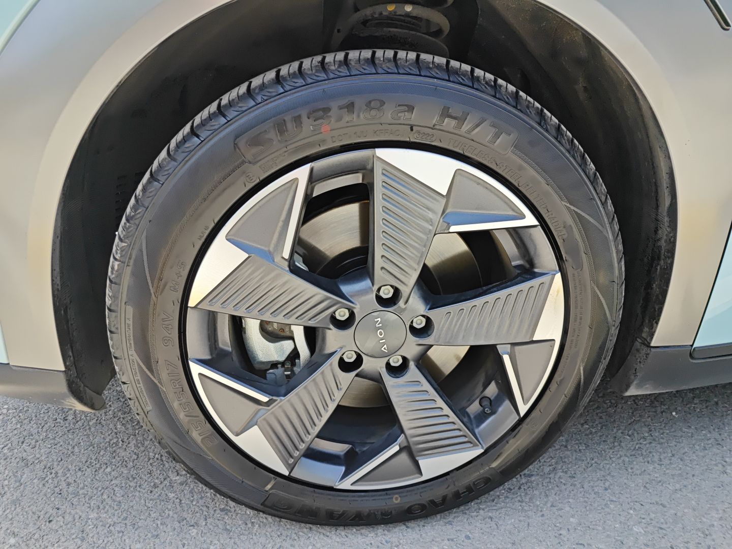 广汽埃安 AION Y 2022款 70 智领版