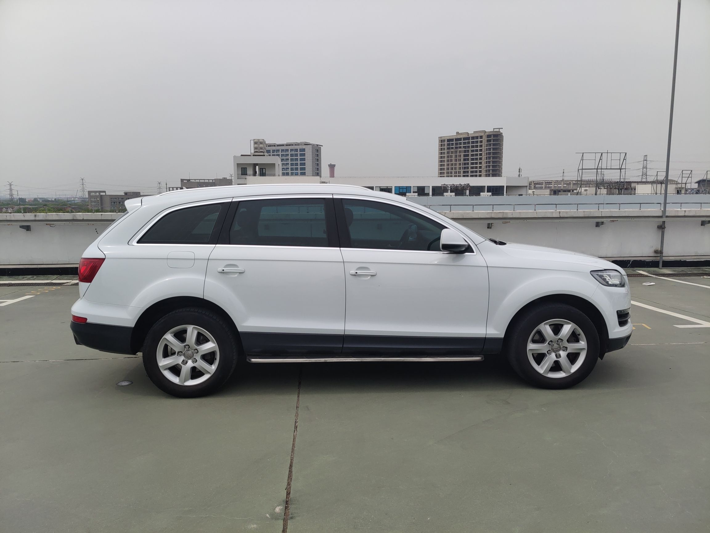 奥迪Q7 2014款 35 TFSI 进取型(进口)