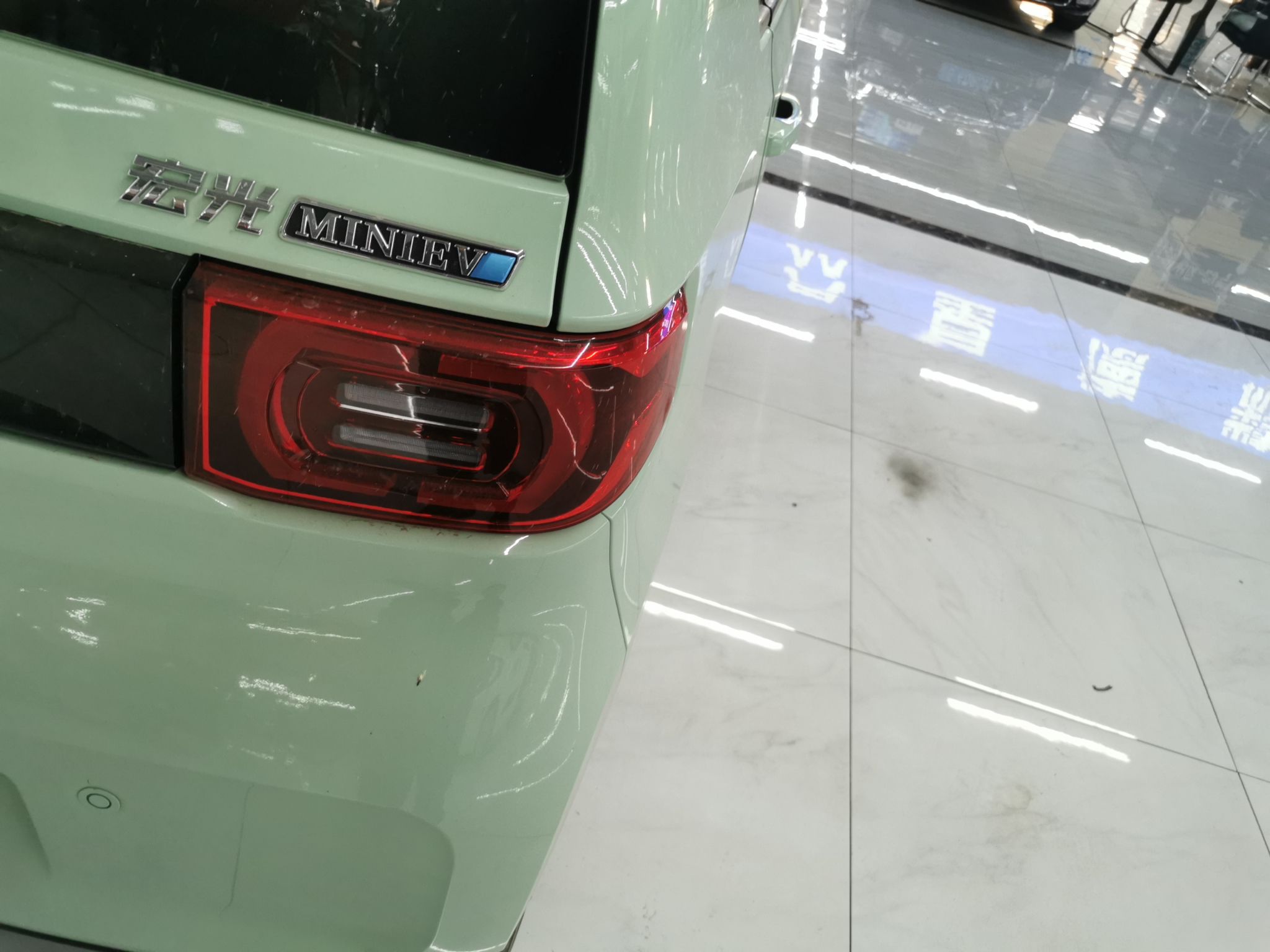 五菱汽车 宏光MINI EV 2021款 马卡龙臻享款 磷酸铁锂