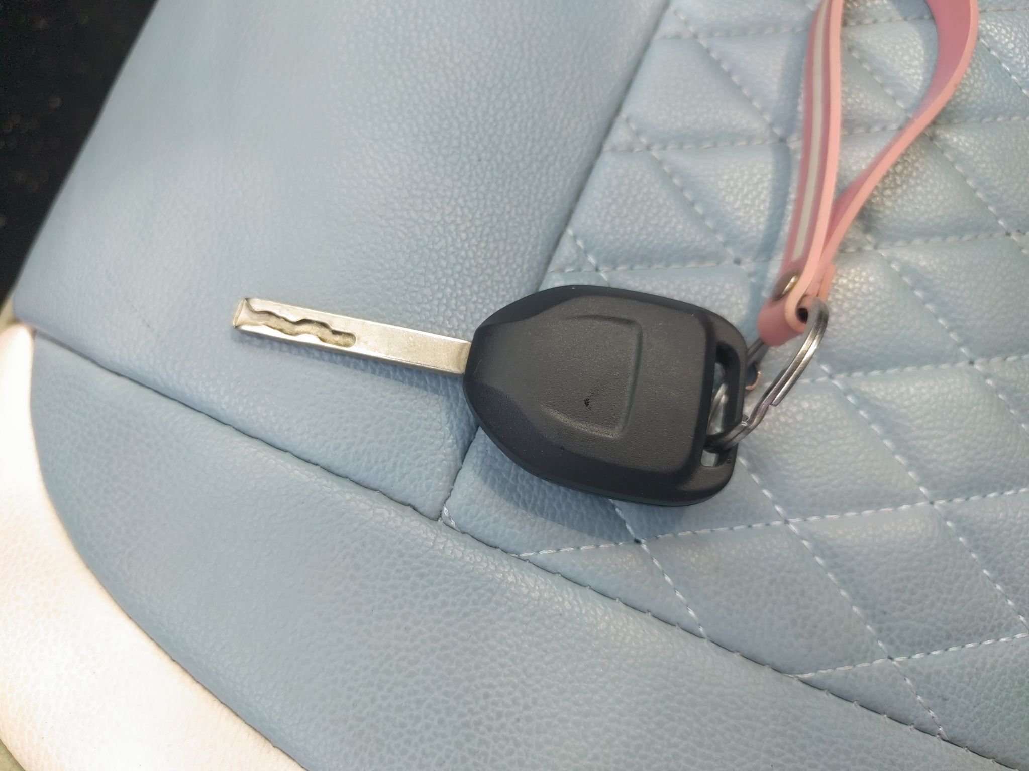 欧拉黑猫 2019款 351km 灵趣版