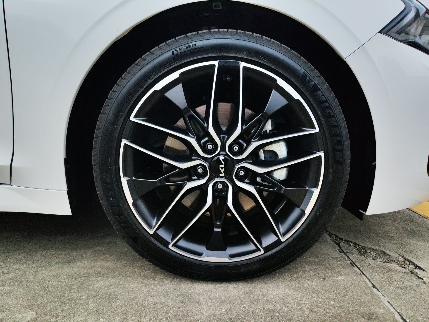 起亚 K5凯酷 2021款 380T GT-Line 焕新版