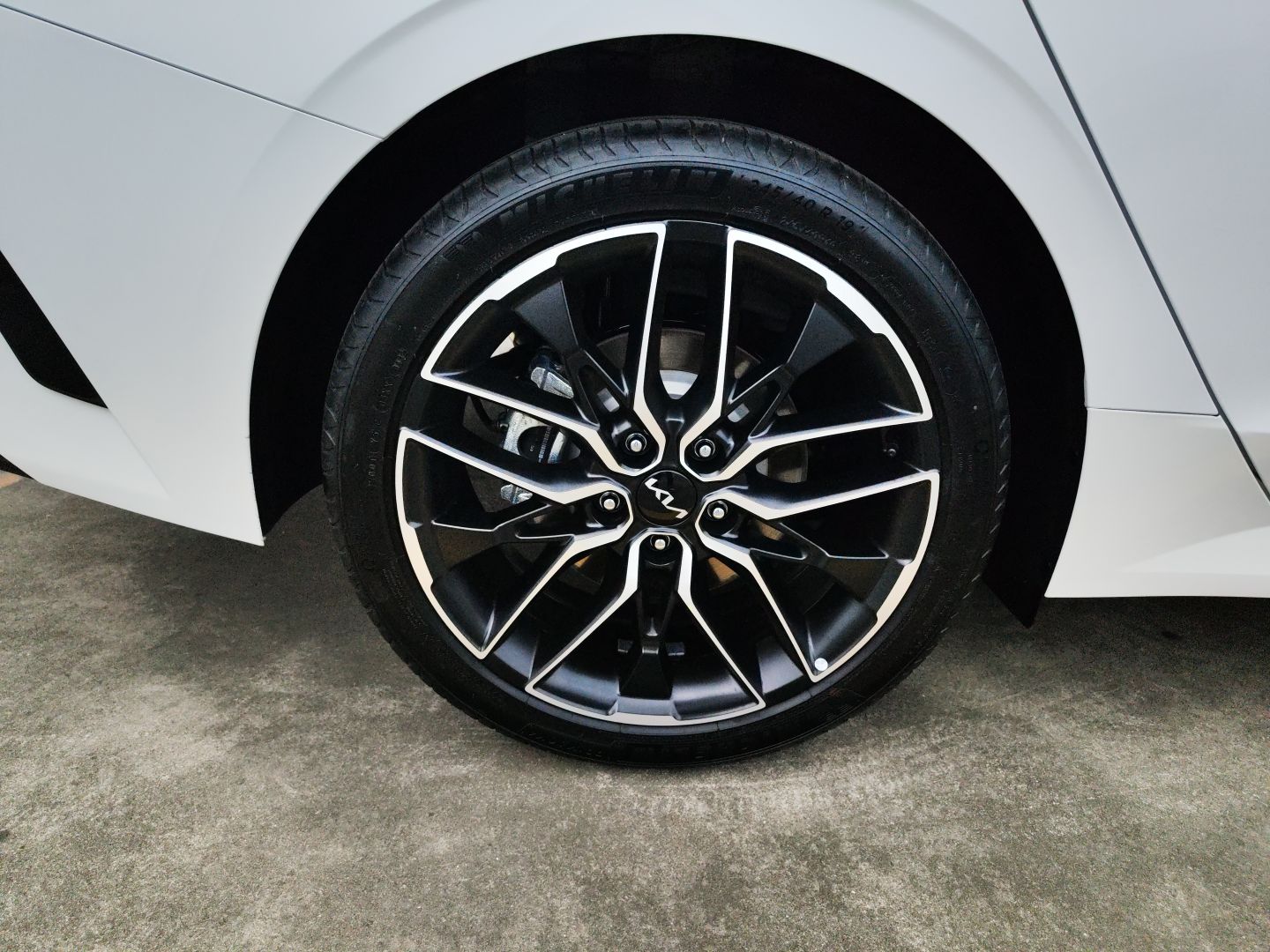 起亚 K5凯酷 2021款 380T GT-Line 焕新版