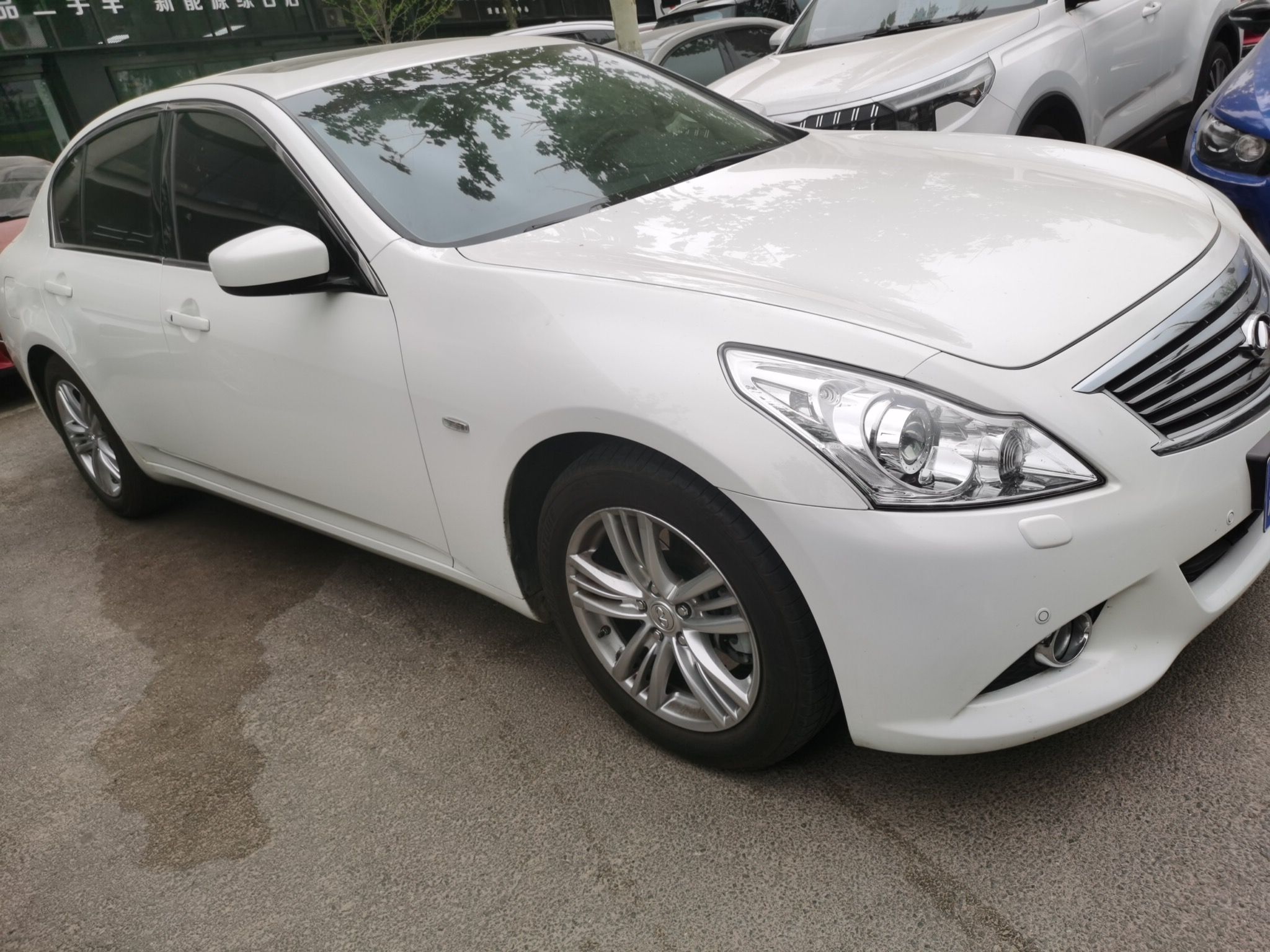 英菲尼迪G系列 2013款 G25 Sedan 豪华运动版(进口)