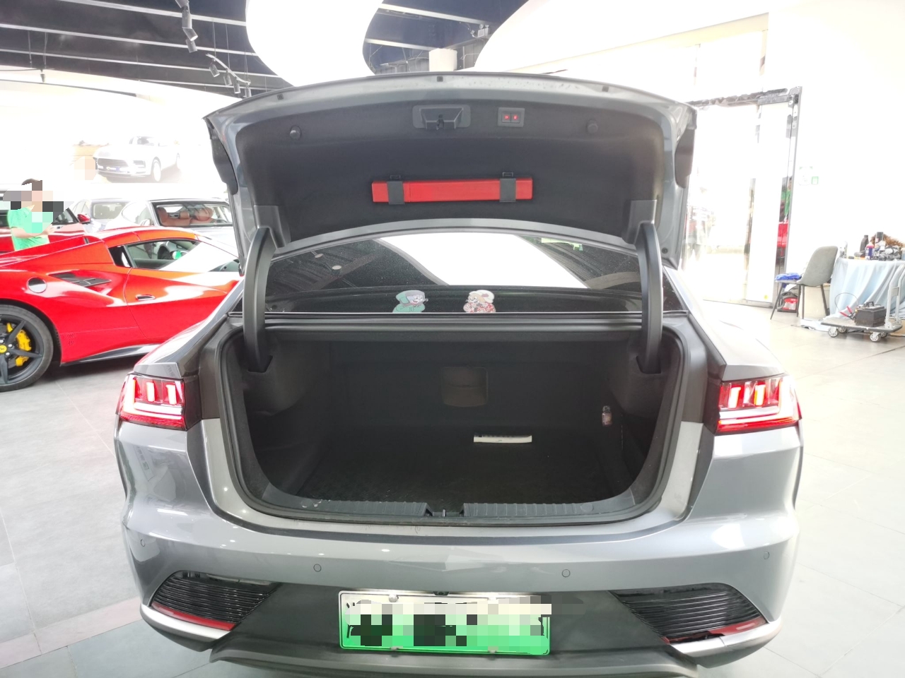 比亚迪 汉 2021款 EV 标准续航版豪华型