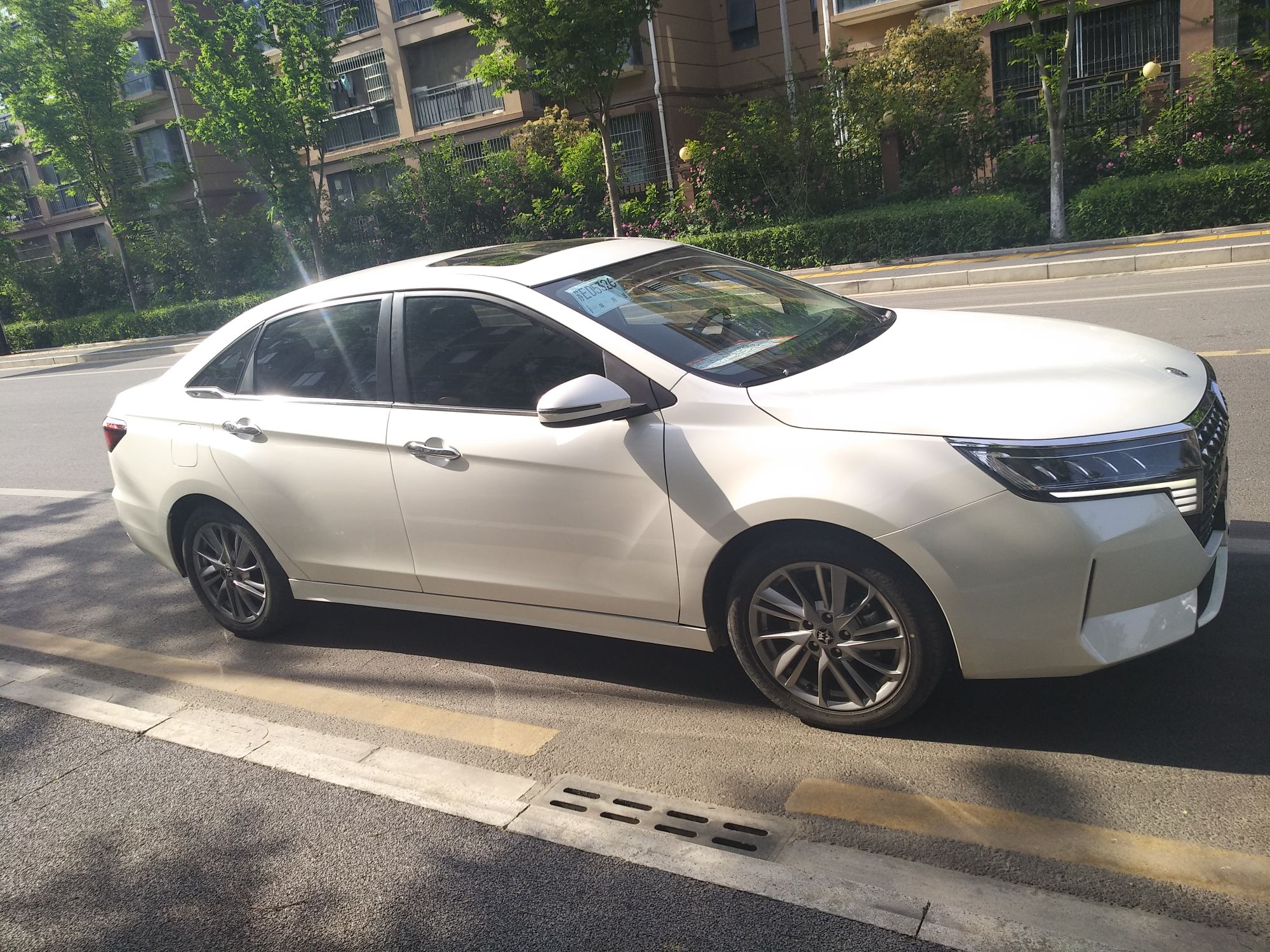 启辰D60 2021款 PLUS 1.6L XV CVT智领版